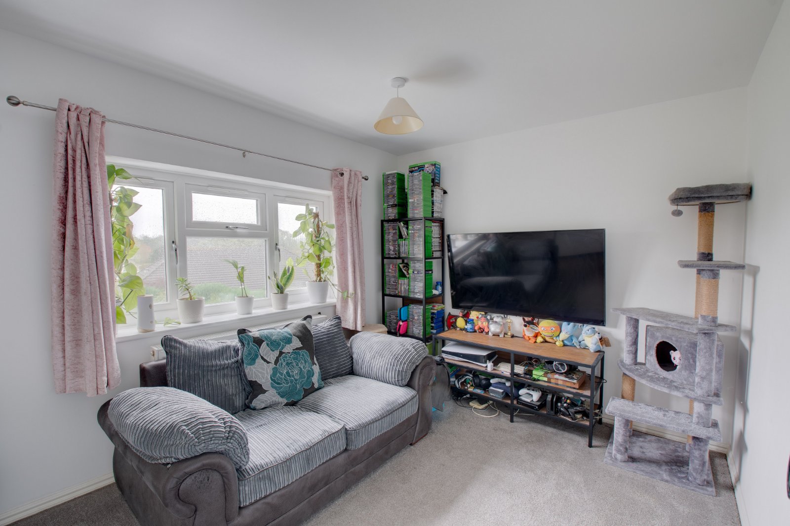 3 bed house for sale in Housman Close, Bromsgrove 7