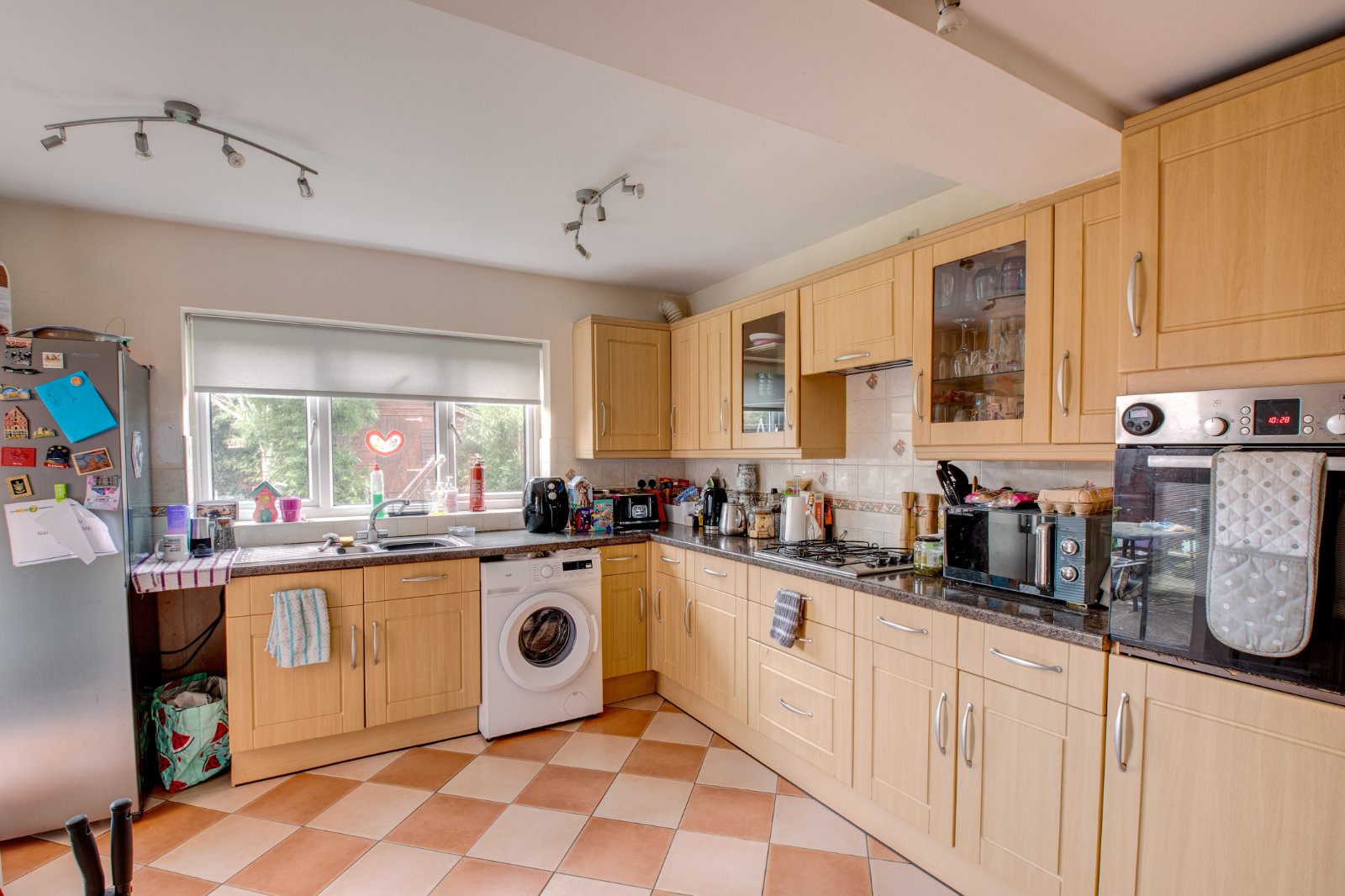 5 bed house for sale in Churchfields Close, Bromsgrove  - Property Image 4