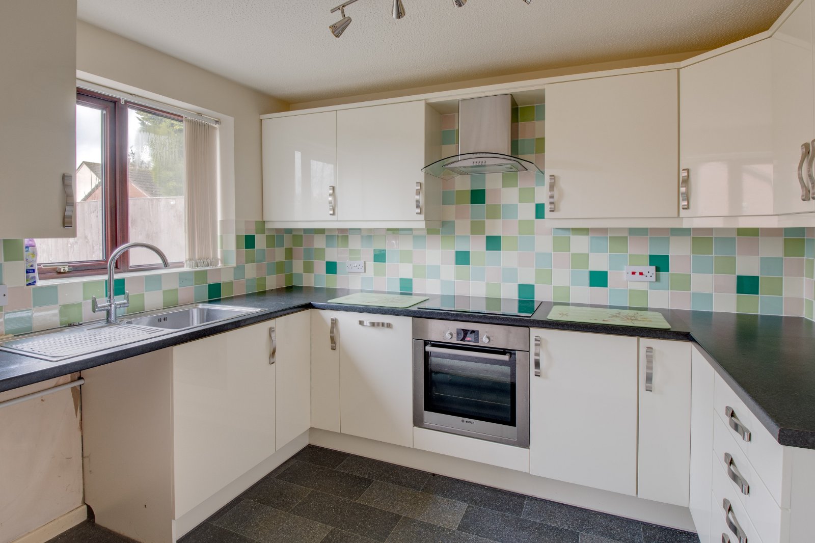 3 bed house for sale in Granary Road, Stoke Heath  - Property Image 4