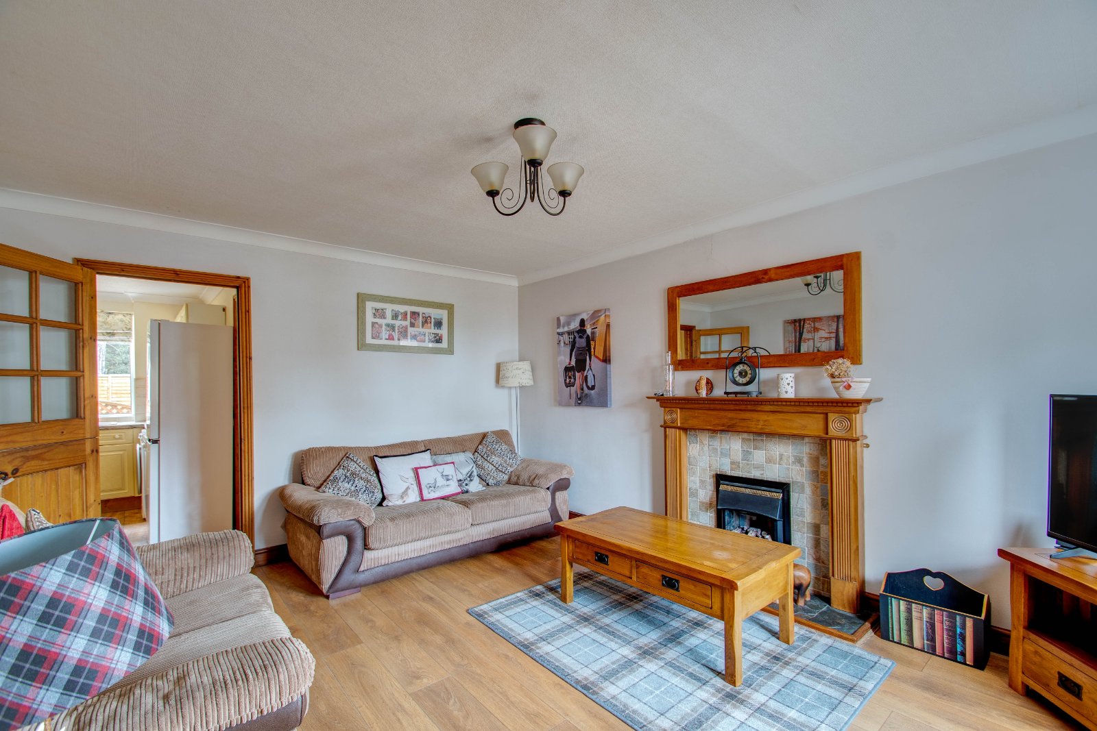 3 bed house for sale in Orwell Close, Stourbridge 1