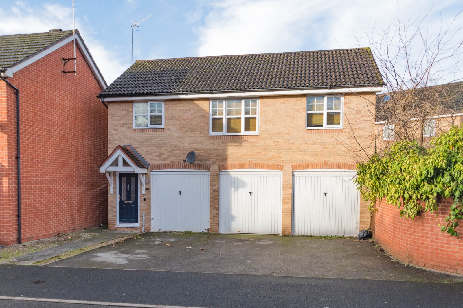 1 bed maisonette for sale in Railway Walk, Bromsgrove - Property Image 1