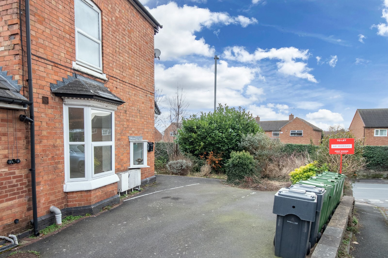1 bed apartment for sale in Rock Hill, Bromsgrove 8