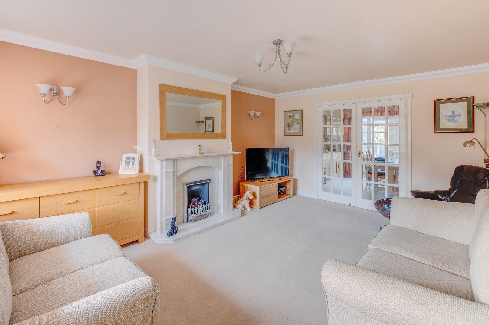 4 bed house for sale in Crownhill Meadow, Catshill  - Property Image 2