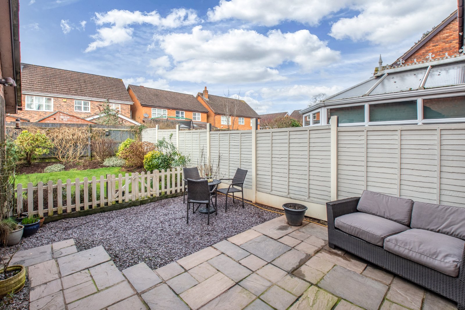 3 bed house for sale in Pavilion Gardens, Bromsgrove 9