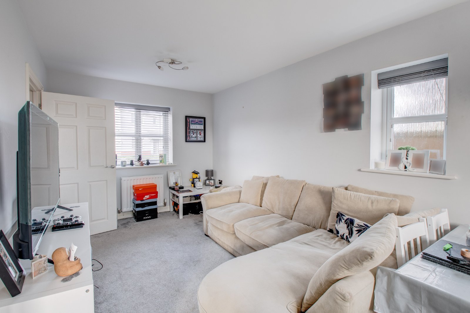 1 bed apartment for sale in Fox Lane, Bromsgrove 3
