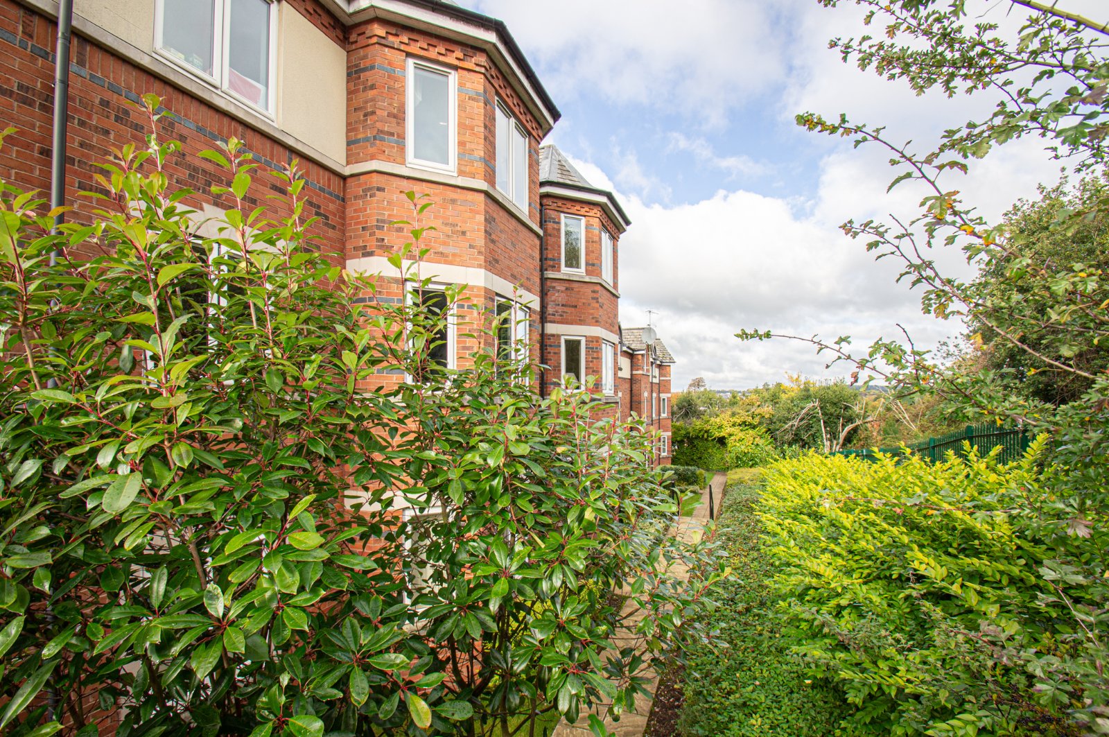 2 bed apartment for sale in Stratford Gardens, Bromsgrove 12