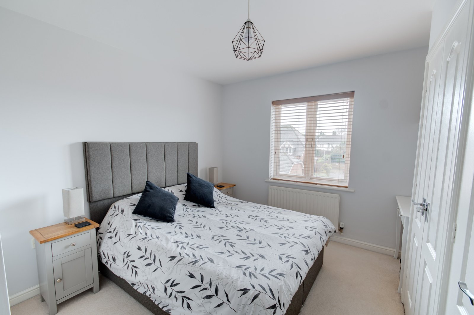 2 bed apartment for sale in Stratford Gardens, Bromsgrove 6