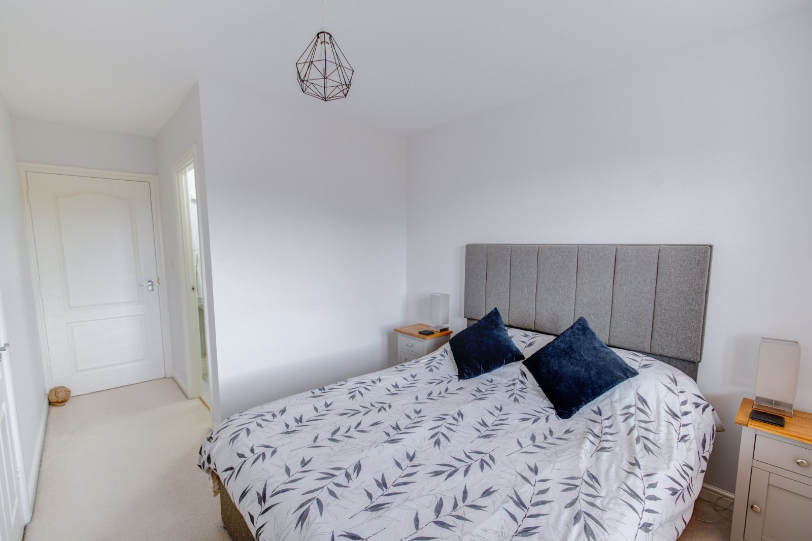 2 bed apartment for sale in Stratford Gardens, Bromsgrove 7