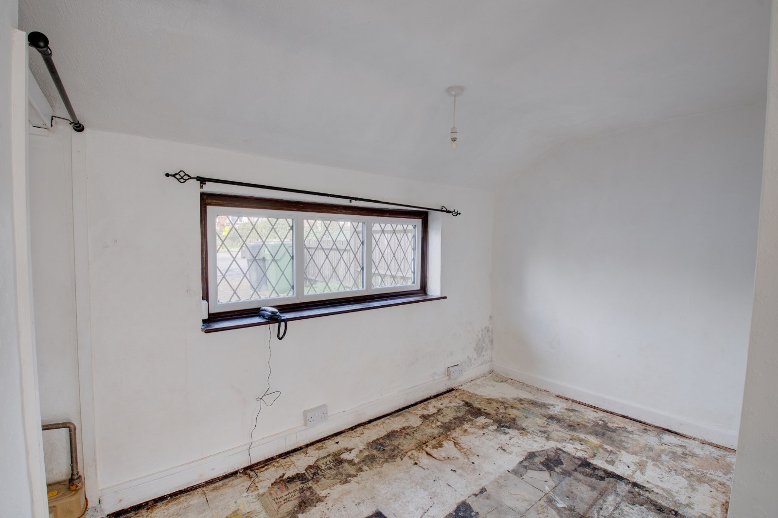 2 bed cottage for sale in Birmingham Road, Lickey End 3