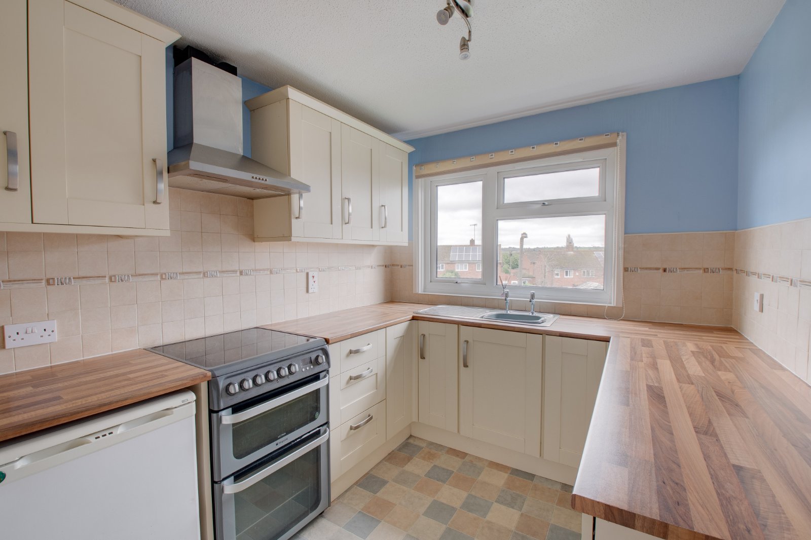 1 bed maisonette for sale in Austin Road, Bromsgrove  - Property Image 3
