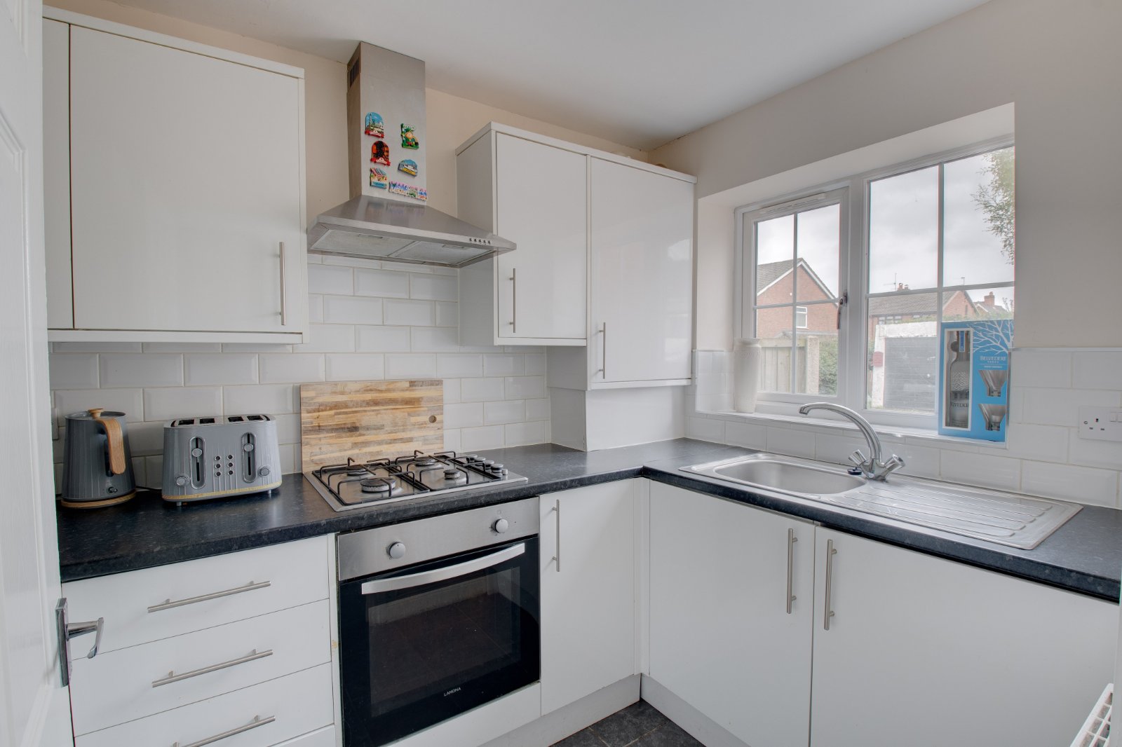 3 bed house for sale in Bewell Head, Bromsgrove 2