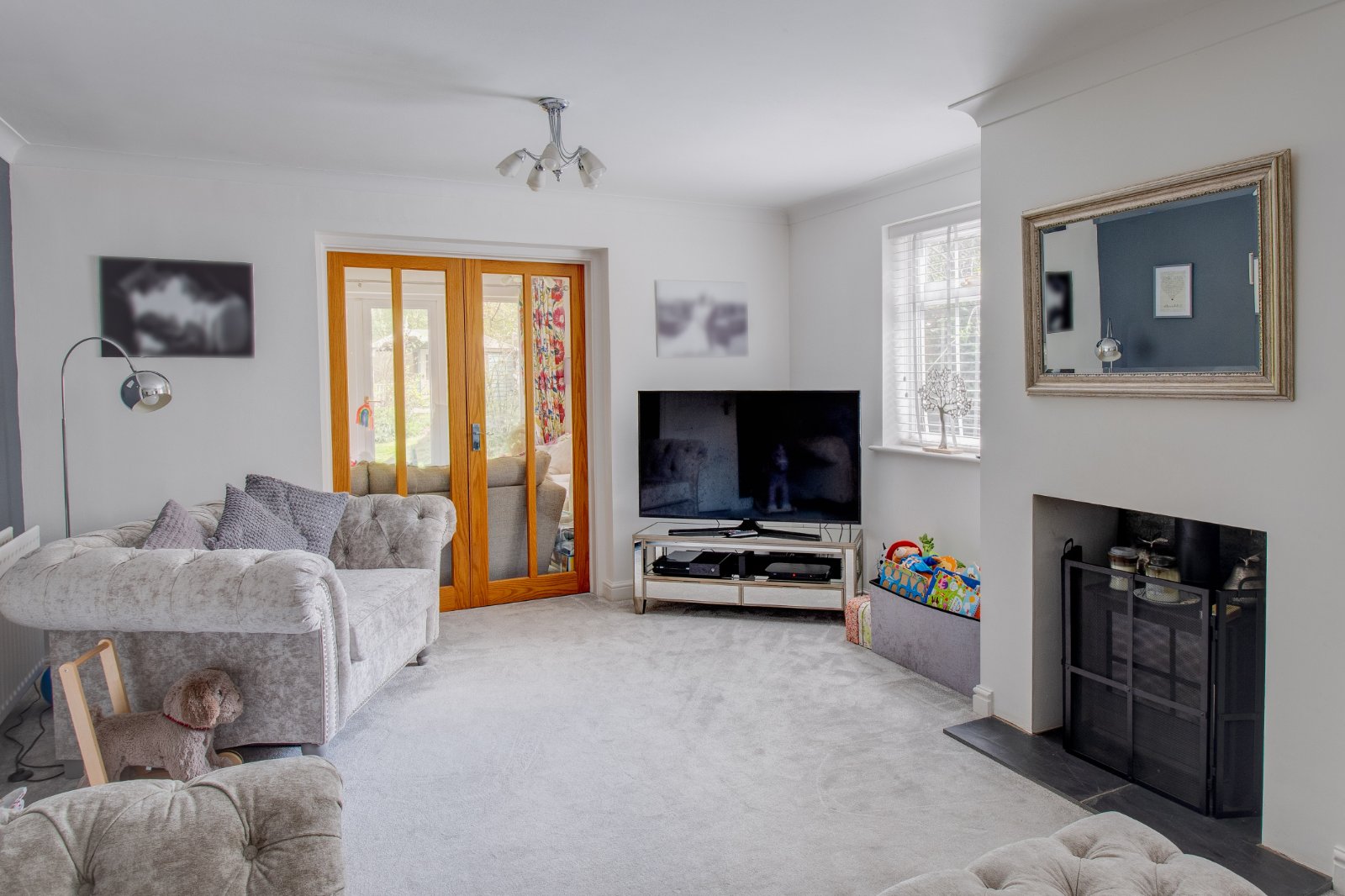 4 bed house for sale in Harvington Road, Bromsgrove  - Property Image 2