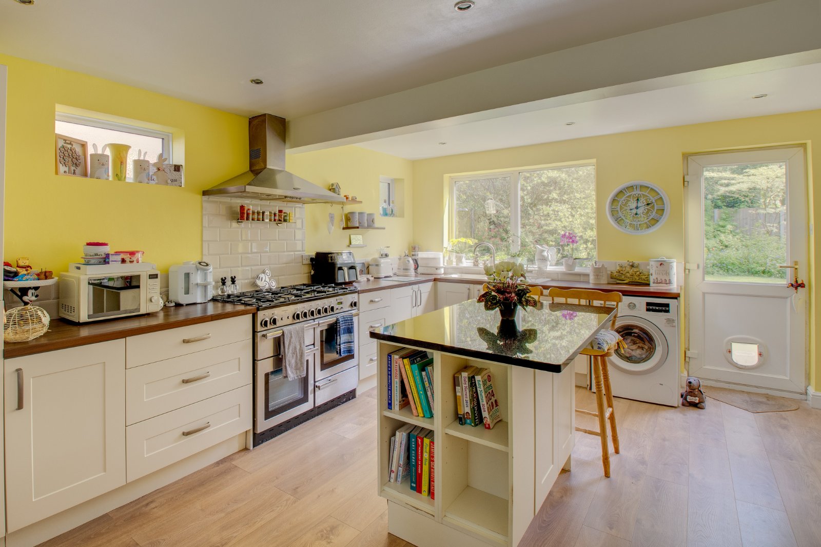 4 bed house for sale in Harvington Road, Bromsgrove  - Property Image 3