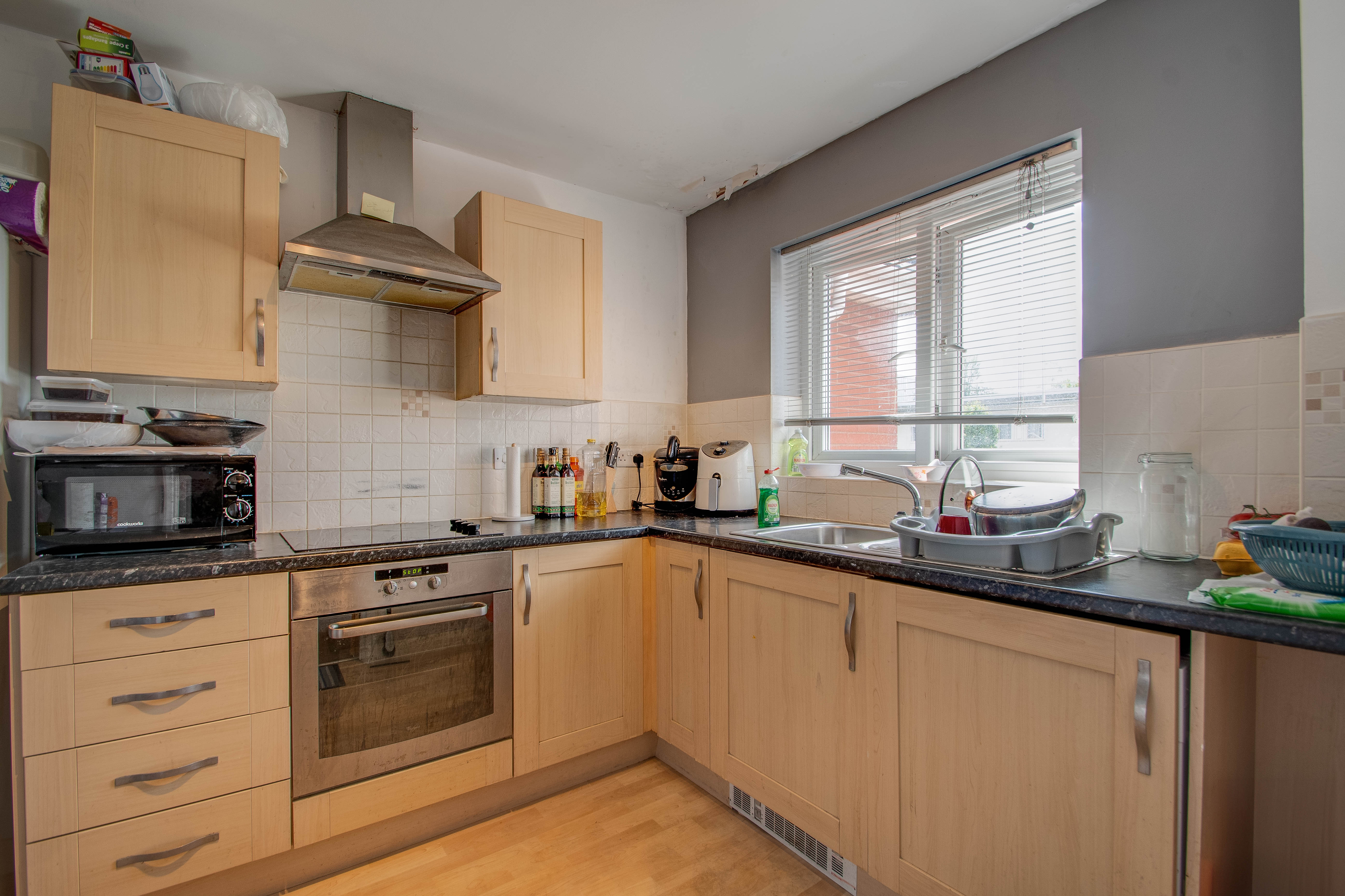 2 bed apartment for sale in Gloucester Close, Enfield 10