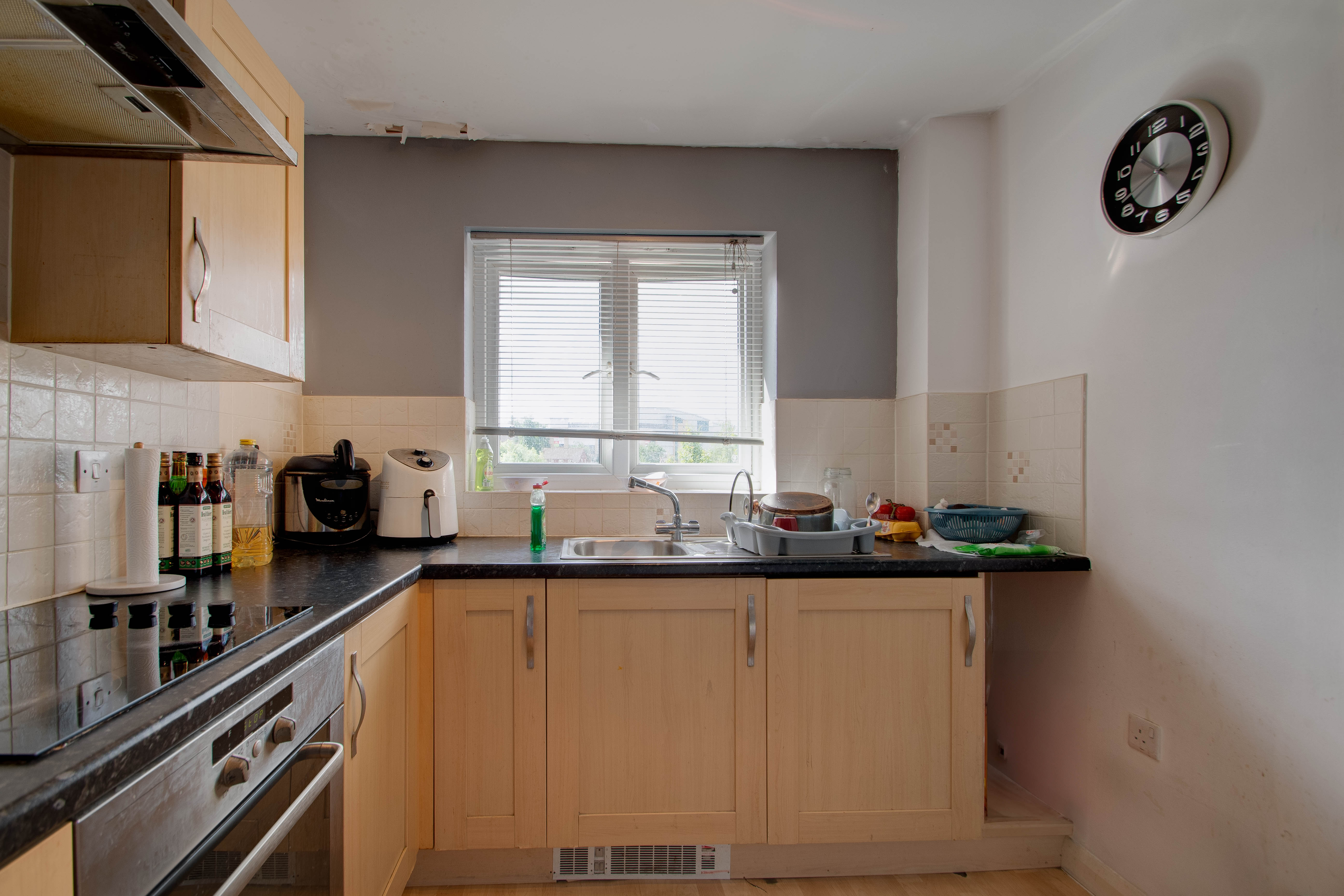 2 bed apartment for sale in Gloucester Close, Enfield 11