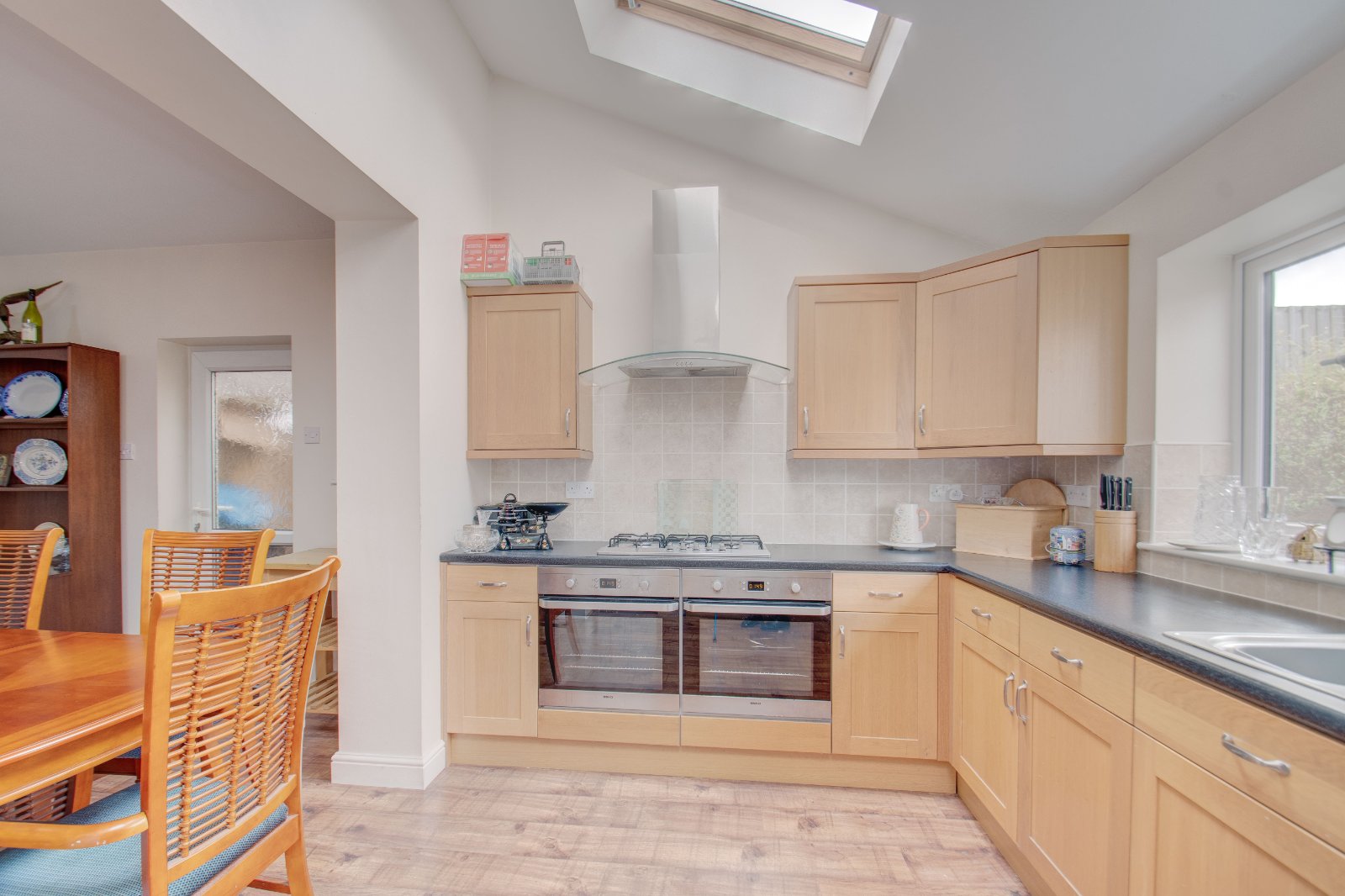 3 bed house for sale in Park Court, Redditch 2