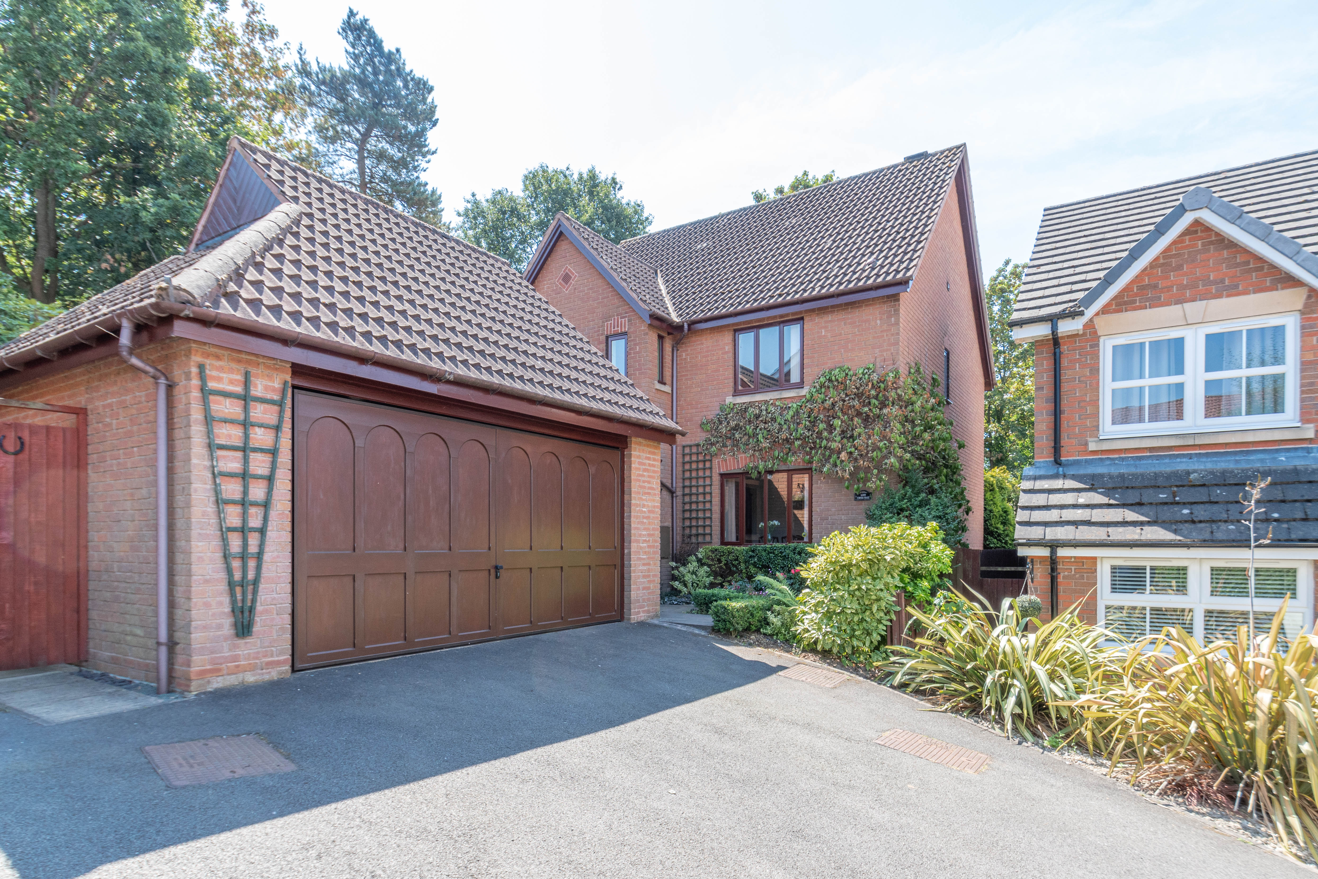 4 bed house for sale in Foxholes Lane, Callow Hill  - Property Image 25