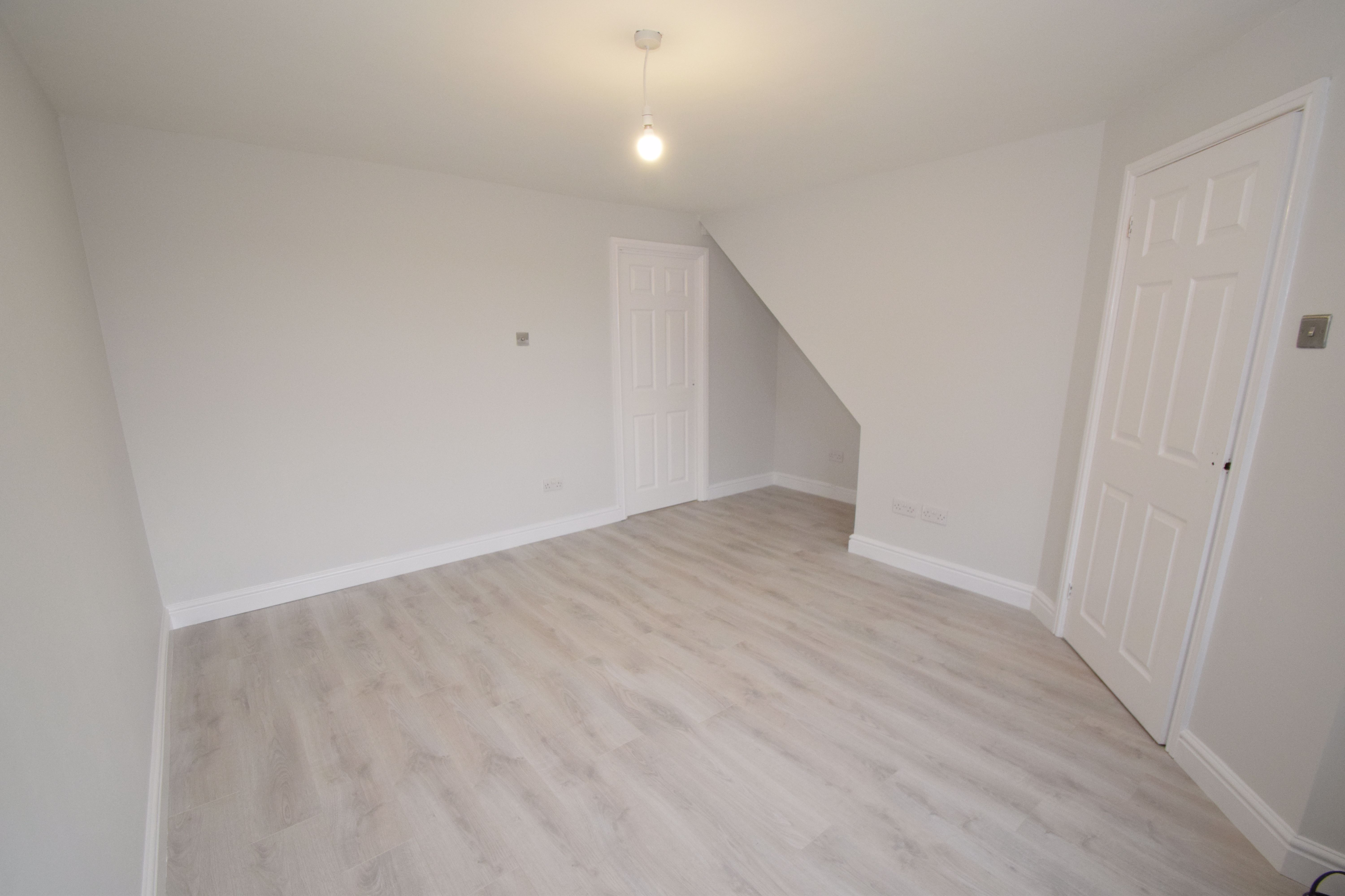 3 bed house for sale in Greenford Close, Brockhill 3