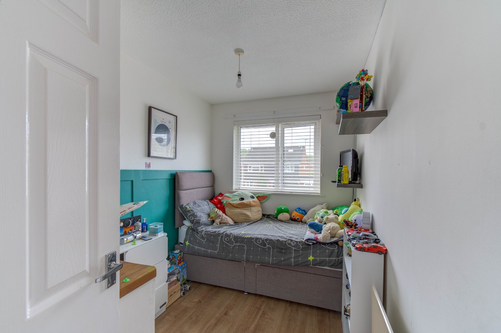 3 bed house for sale in Newent Close, Redditch  - Property Image 9