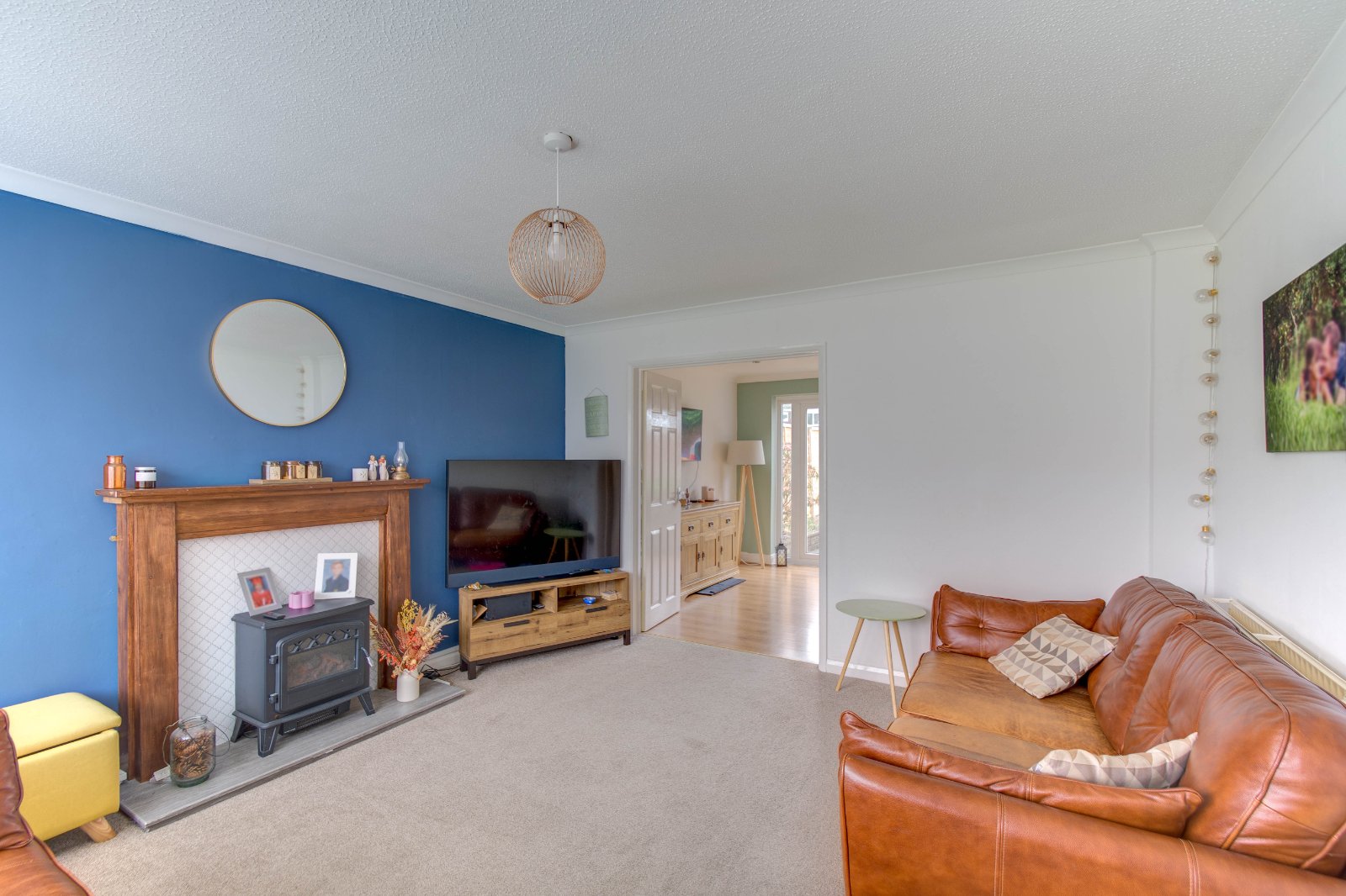 3 bed house for sale in Newent Close, Redditch  - Property Image 3
