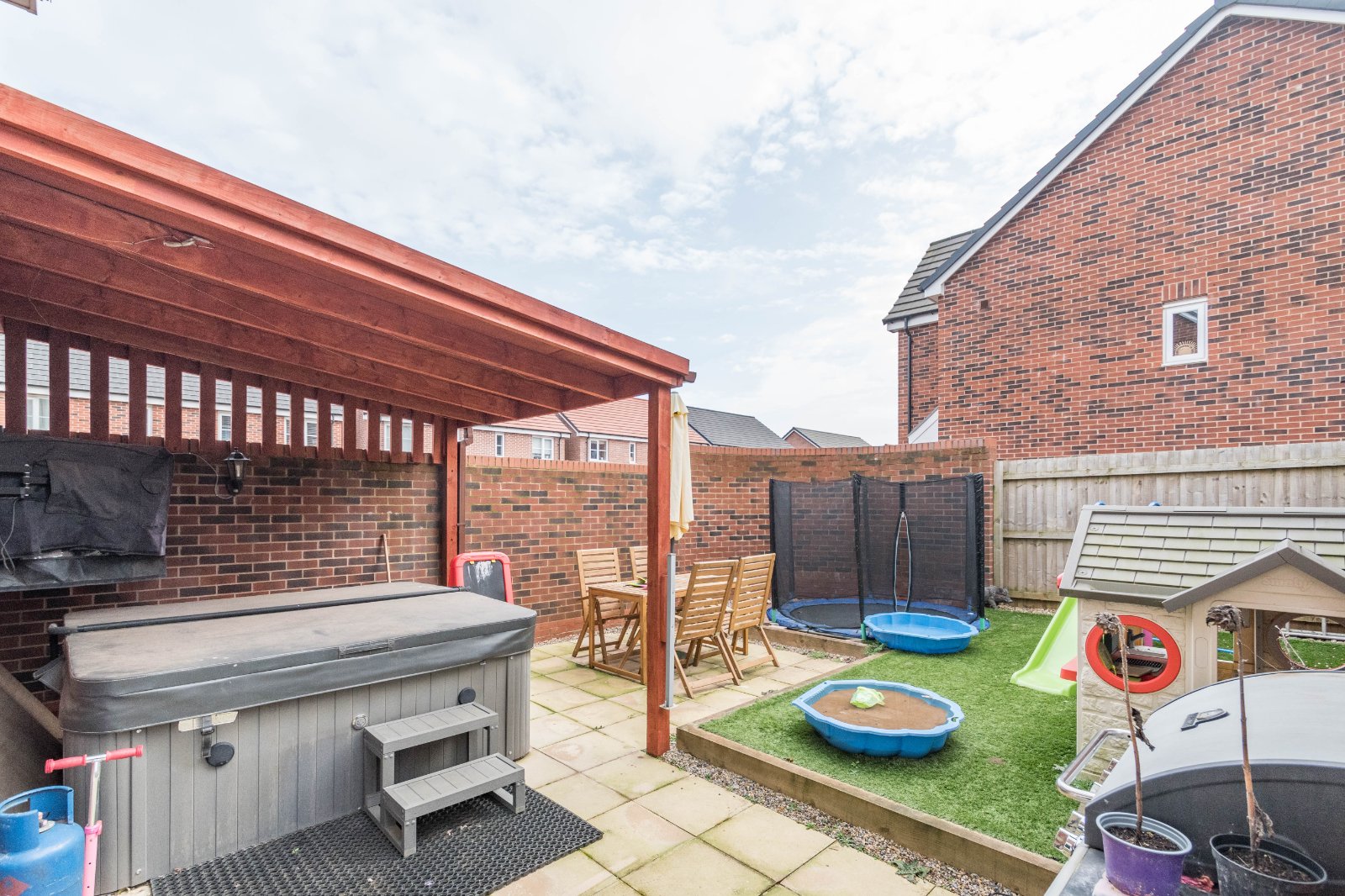 3 bed house for sale in Laceby Close, Brockhill 11