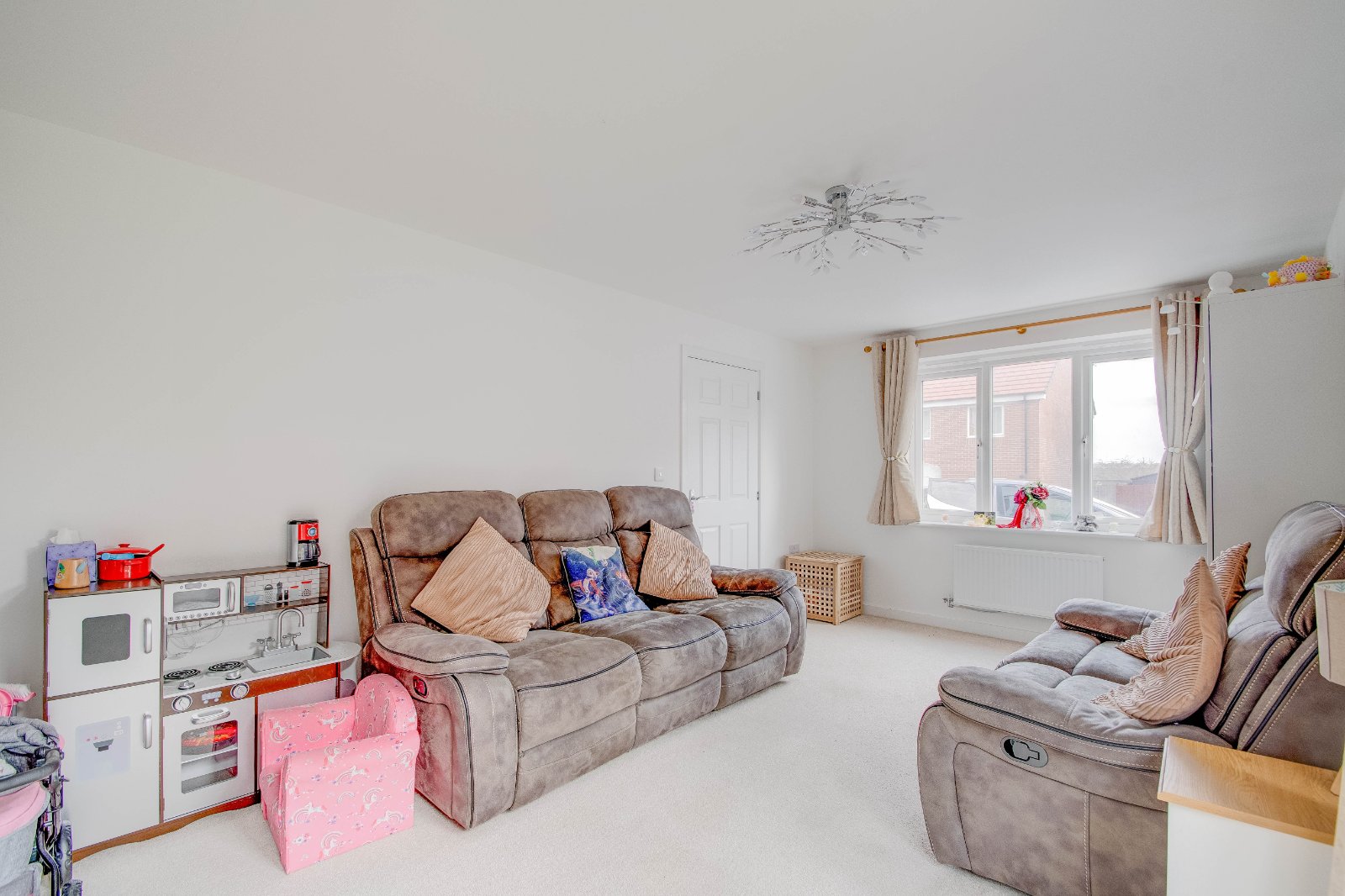 3 bed house for sale in Laceby Close, Brockhill 13