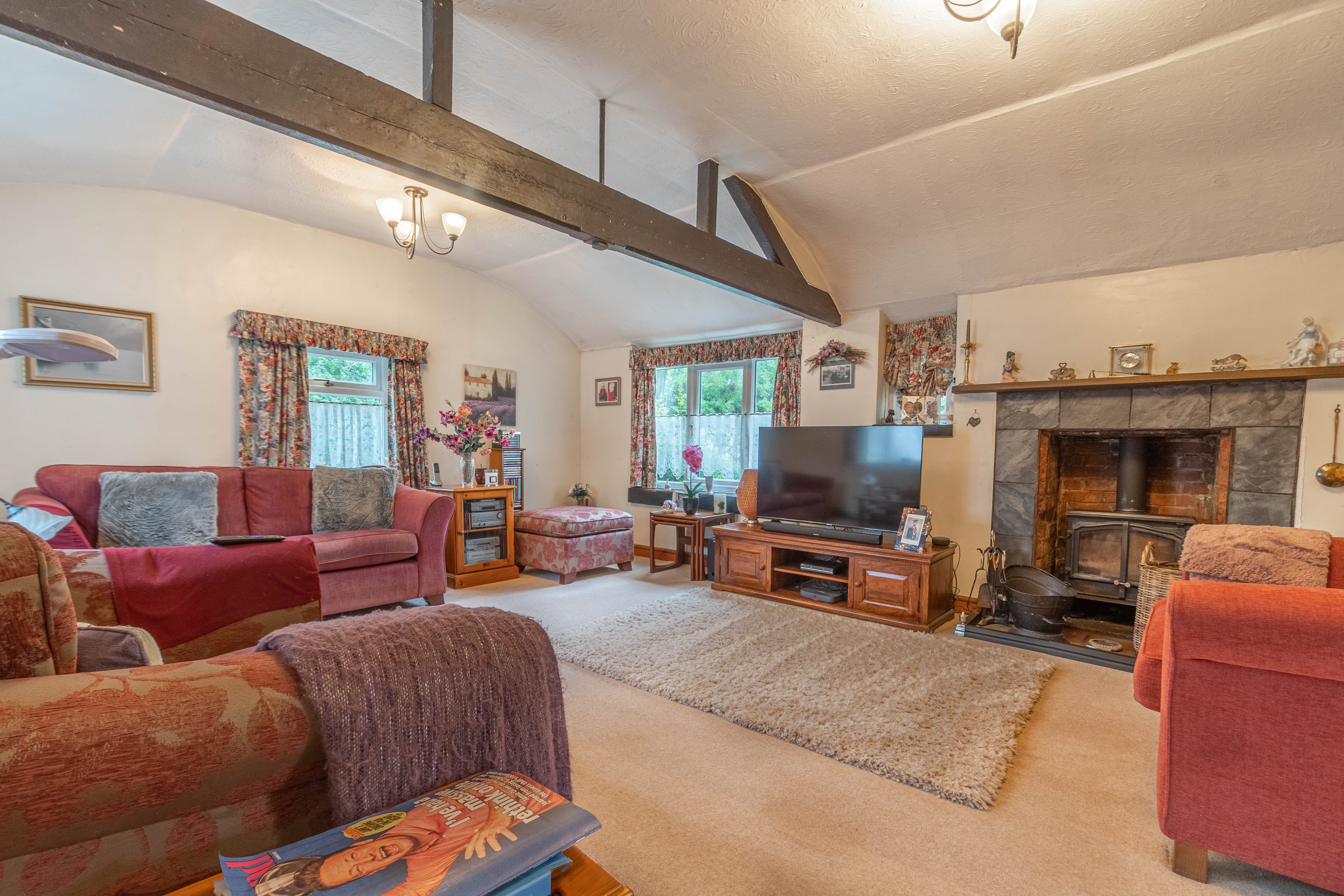 2 bed bungalow for sale in Holt Hill, Beoley  - Property Image 4