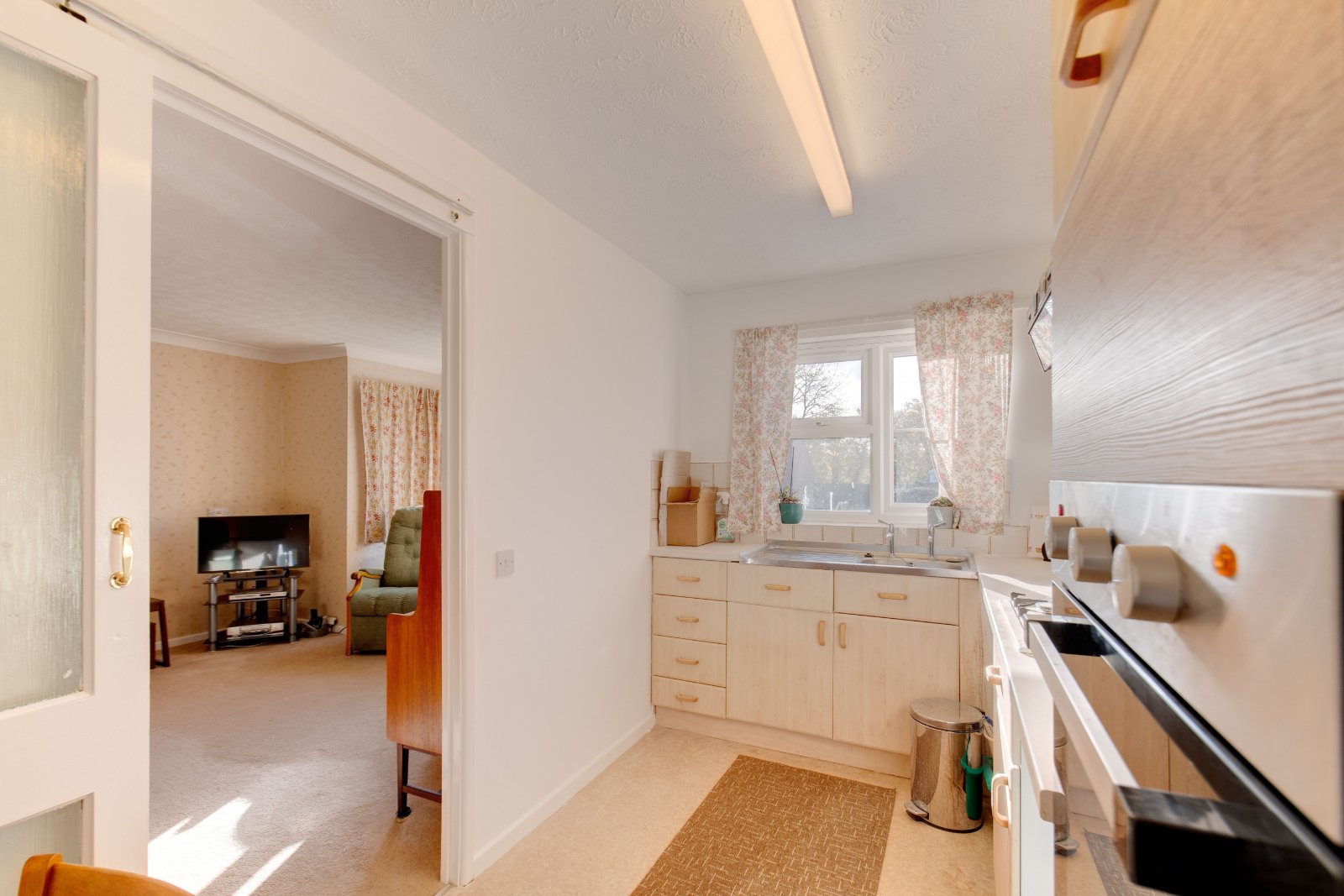 2 bed bungalow for sale in Naseby Close, Church Hill North 2