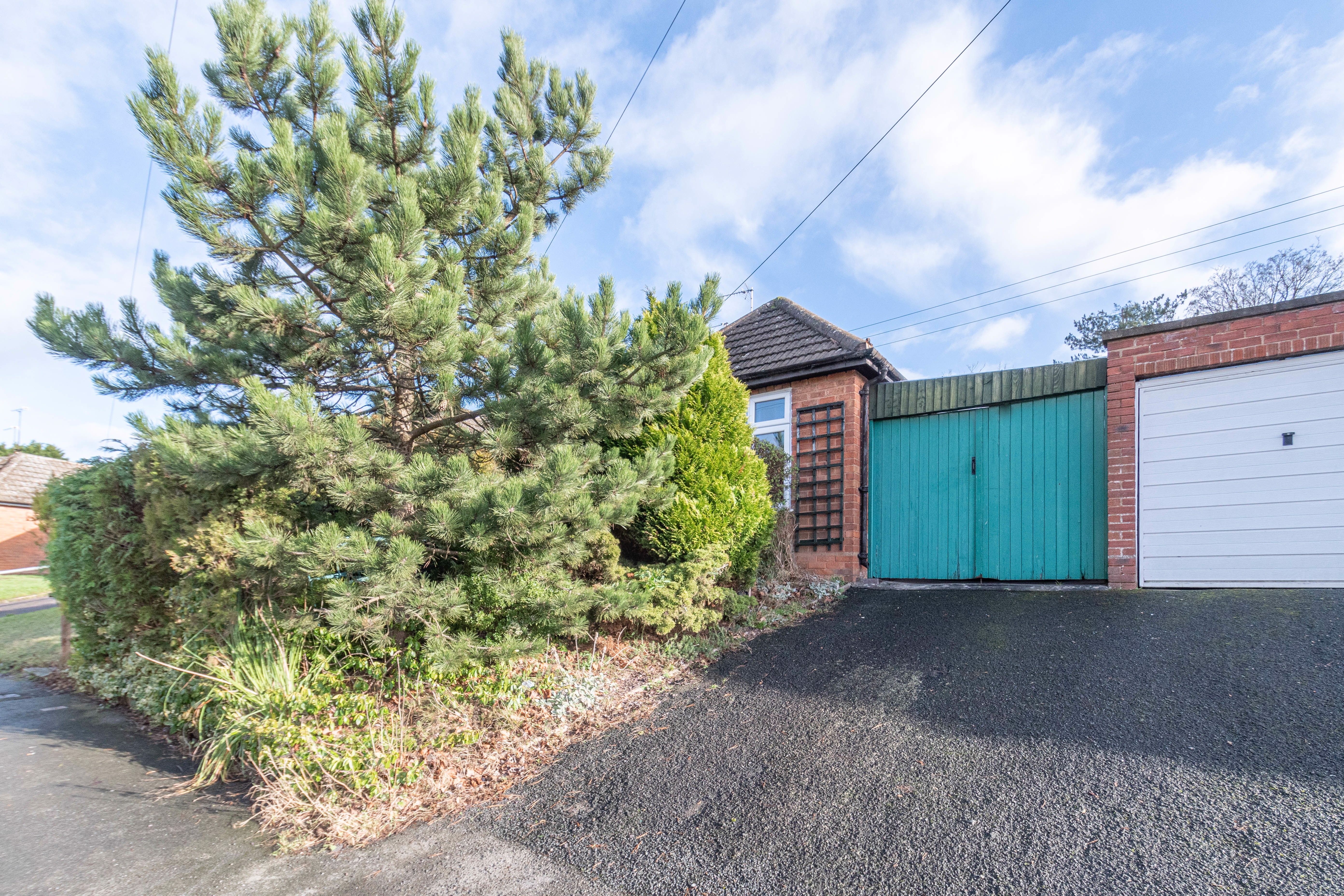 2 bed bungalow for sale in Mason Road, Headless Cross 15