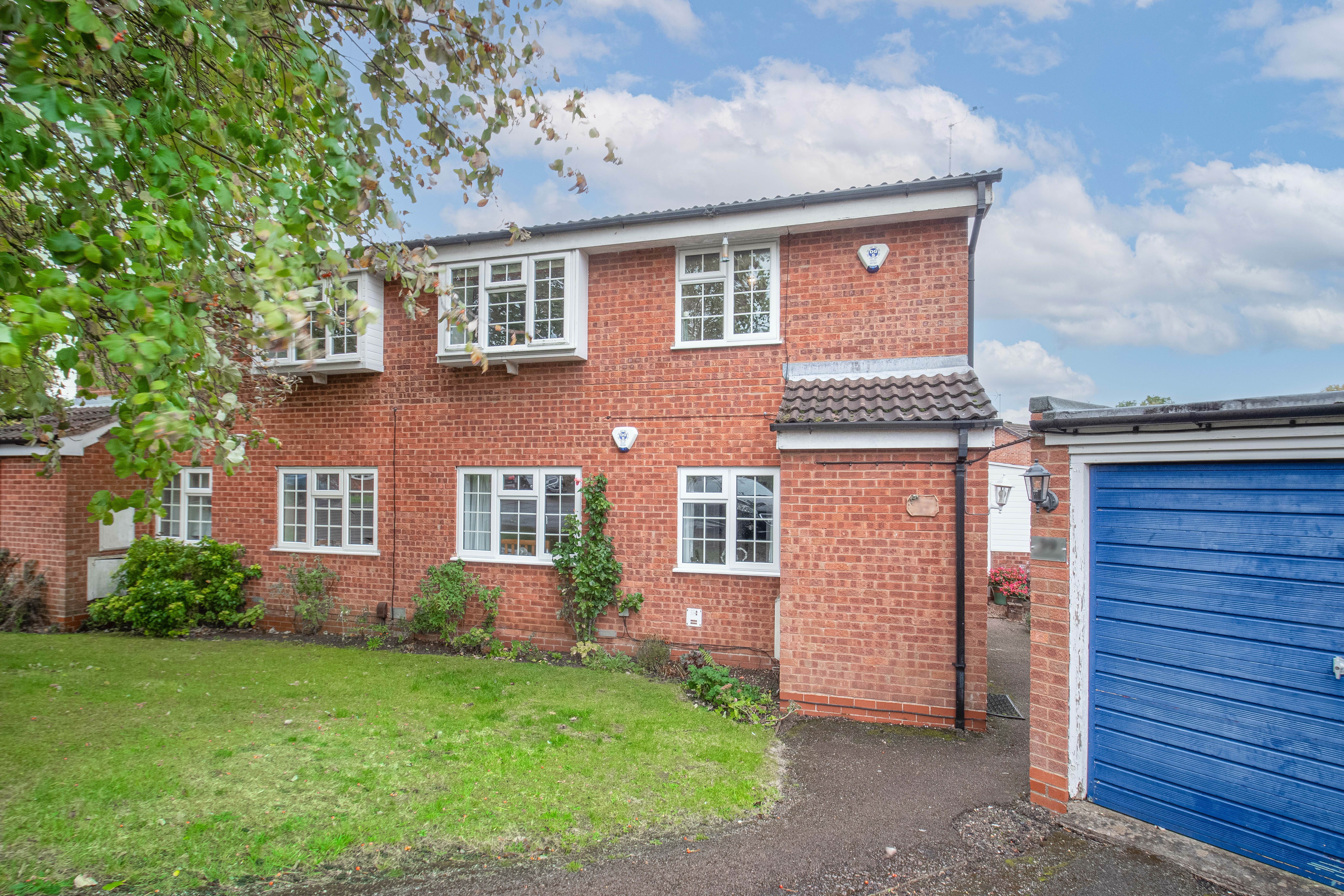 2 bed maisonette for sale in Perryfields Close, Redditch - Property Image 1