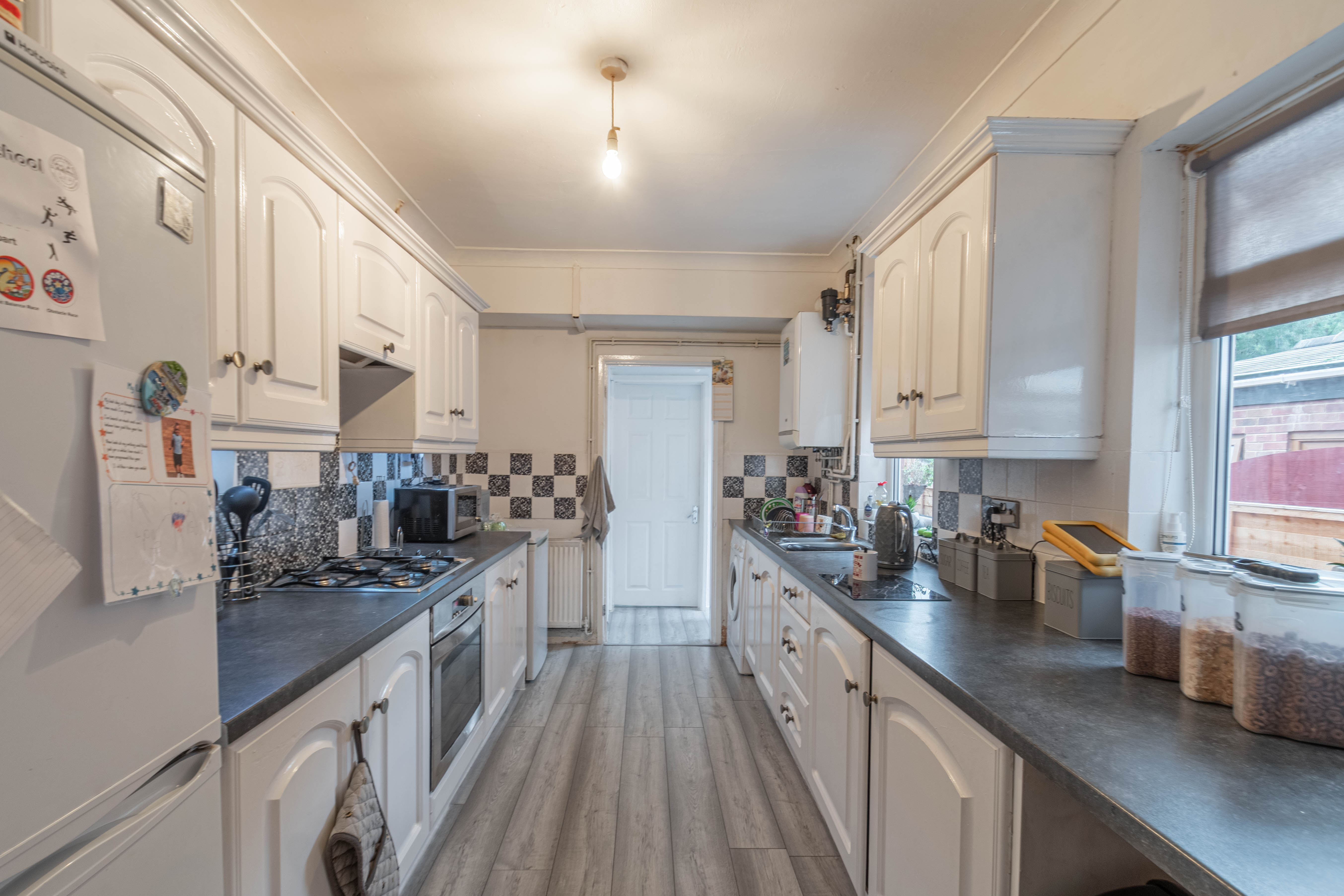 3 bed house for sale in Lodge Road, Redditch 1
