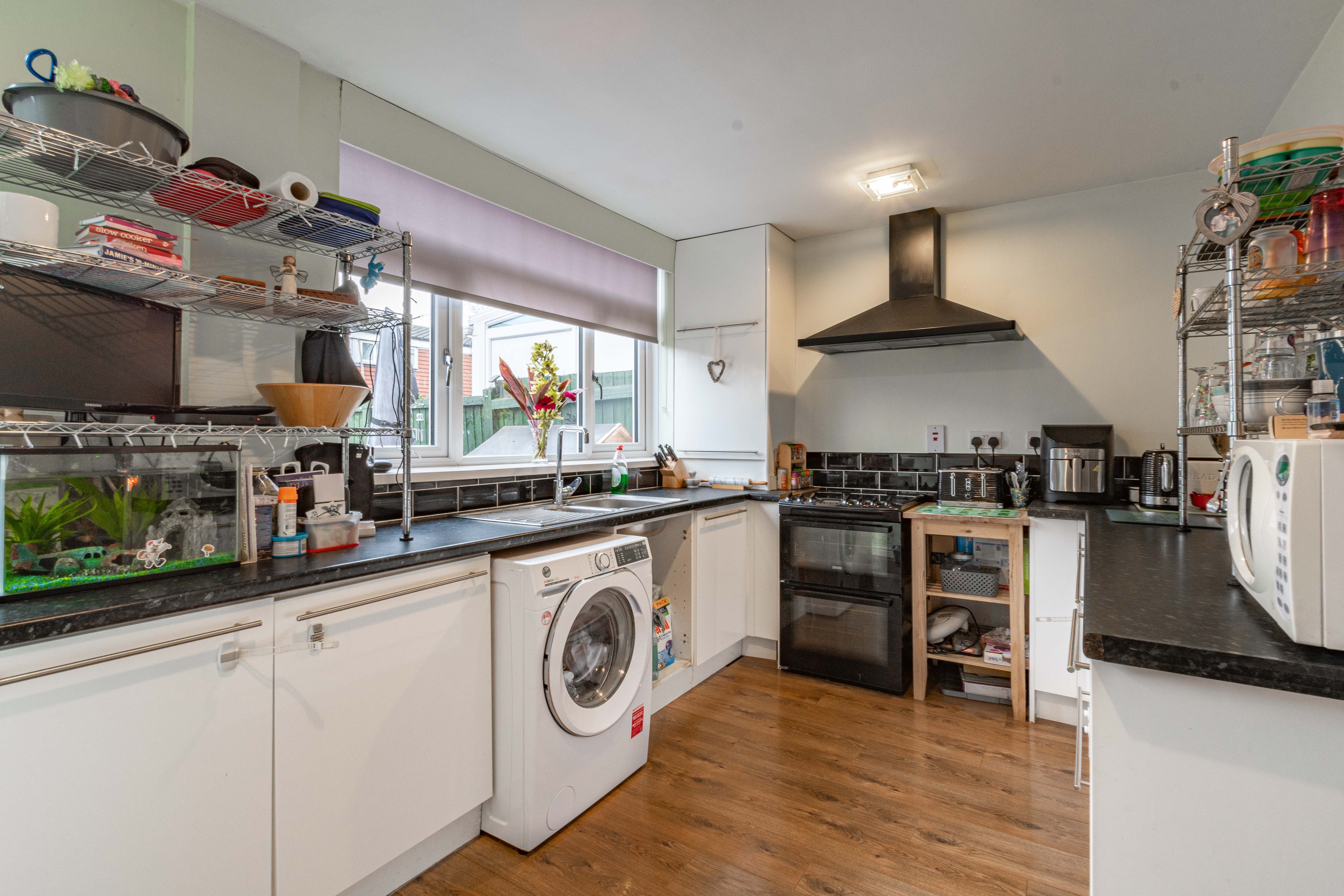 3 bed house for sale in Cleeve Close, Church Hill South 13