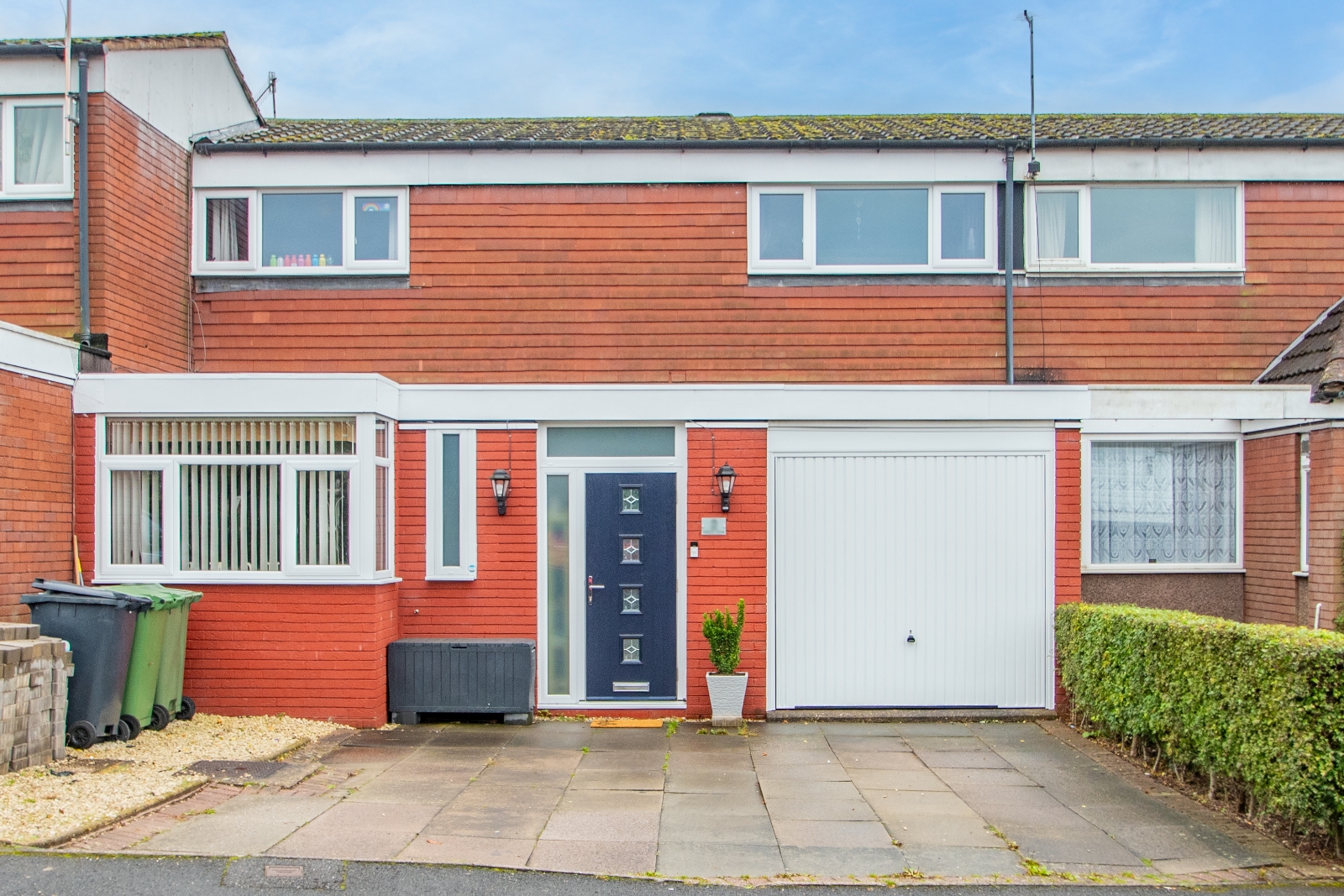 3 bed house for sale in Cleeve Close, Church Hill South  - Property Image 1