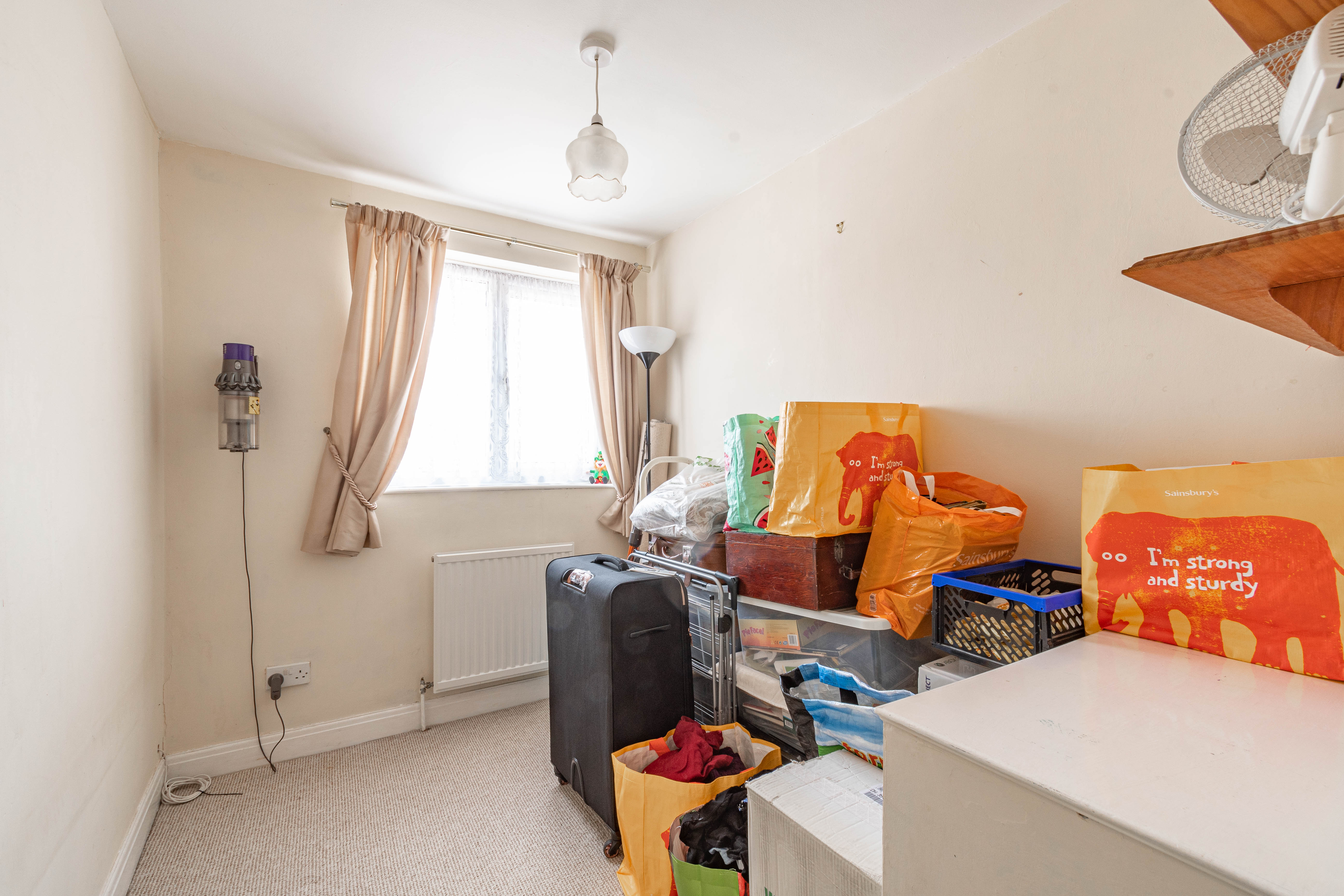 4 bed house for sale in Marlpool Drive, Batchley  - Property Image 8