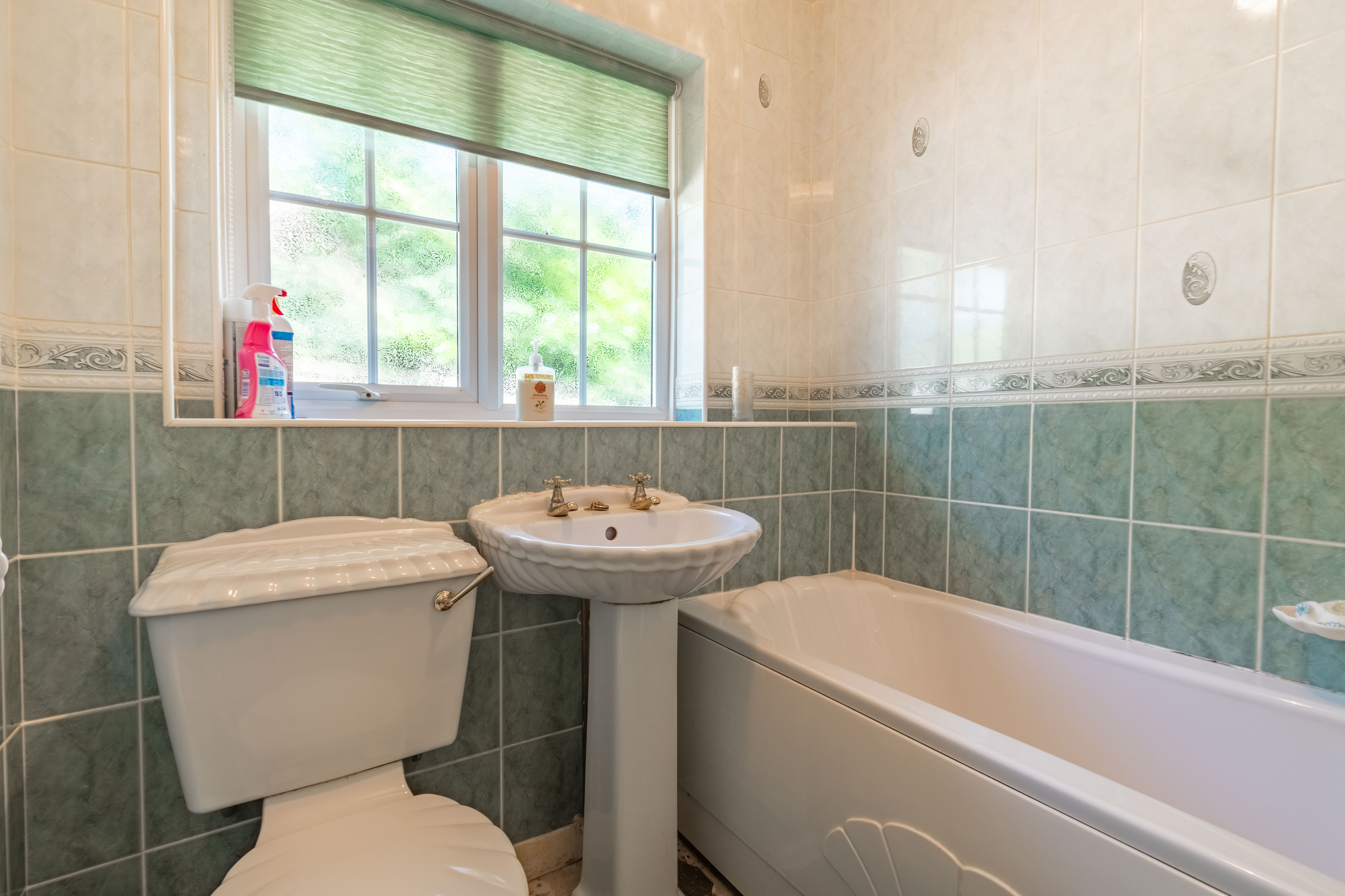 2 bed bungalow for sale in Sydnall Close, Redditch  - Property Image 9