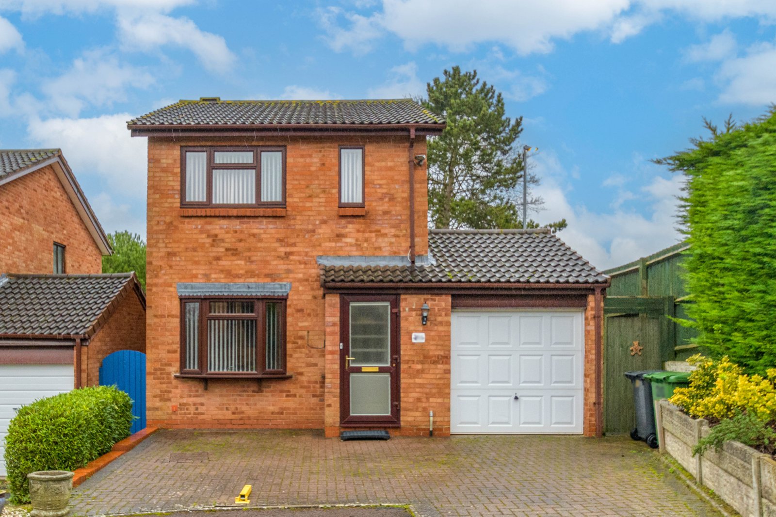 3 bed house for sale in Goosehill Close, Matchborough East 14