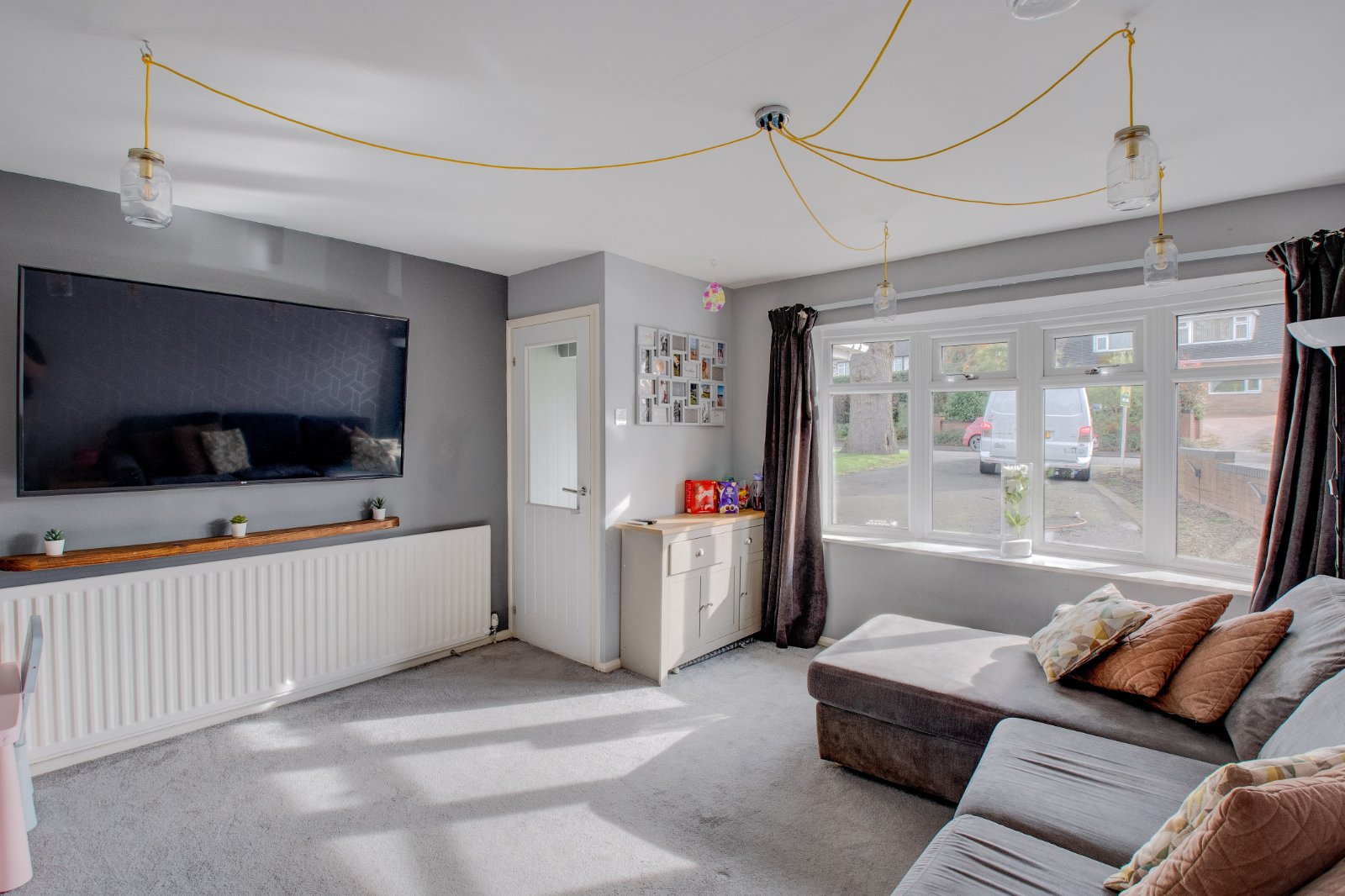 3 bed house for sale in Wildmoor Lane, Catshill  - Property Image 2