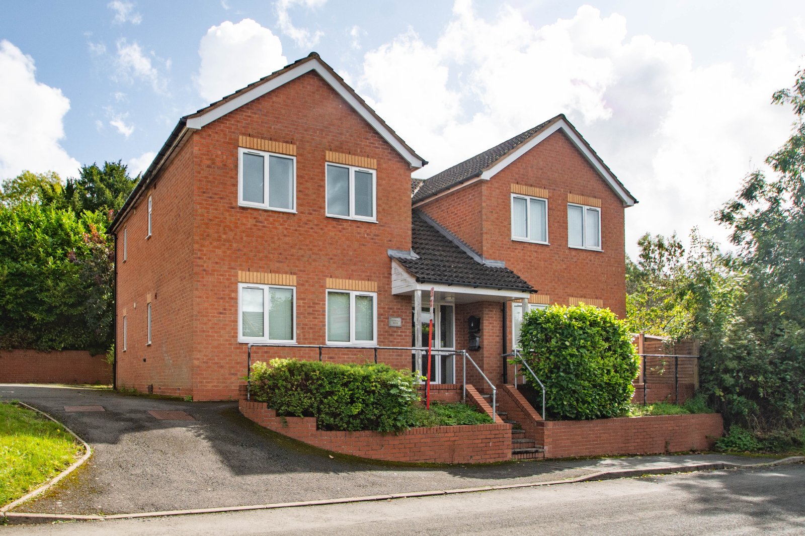 1 bed apartment for sale in Well Close, Crabbs Cross  - Property Image 1