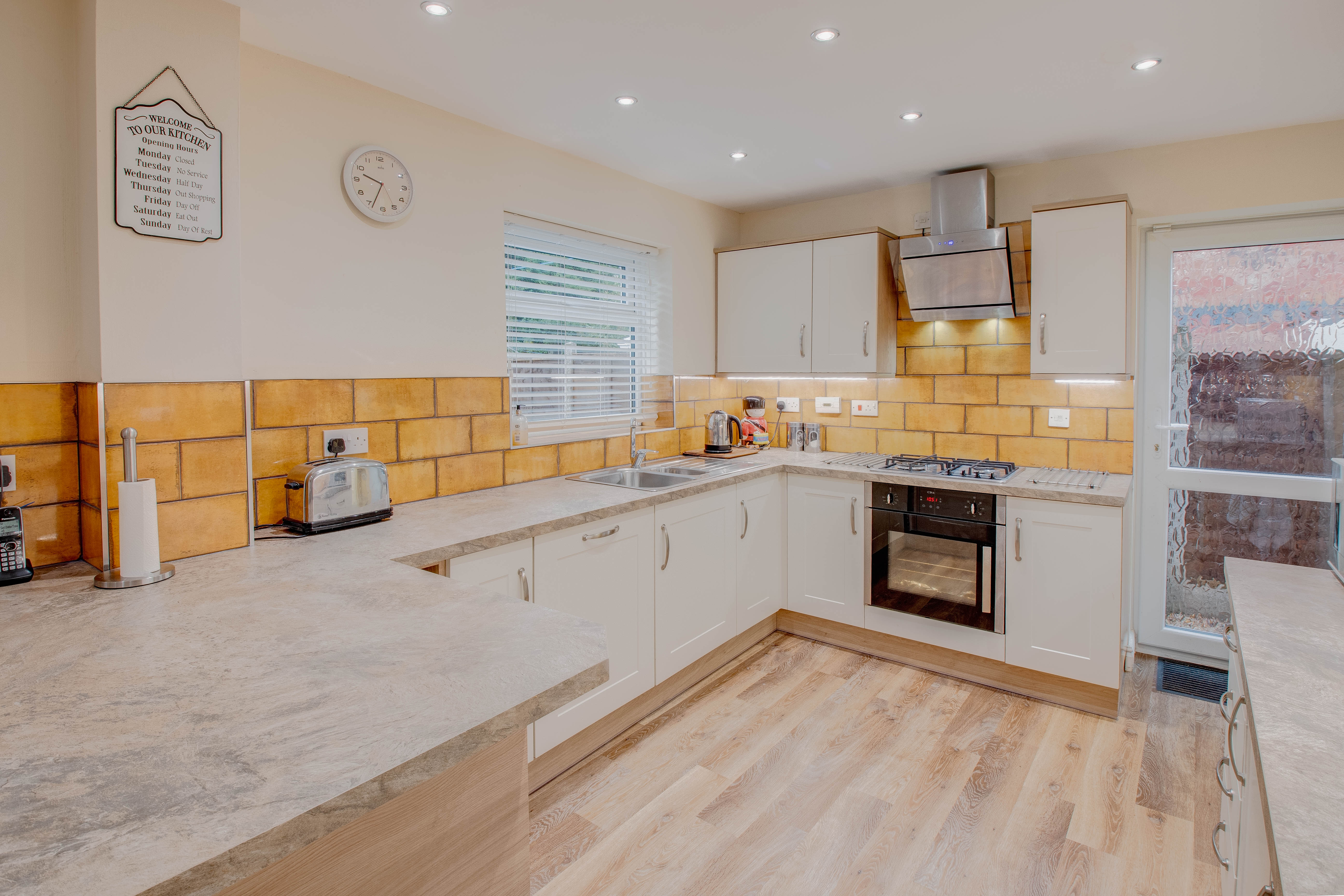 3 bed house for sale in Terrys Close, Abbeydale 3