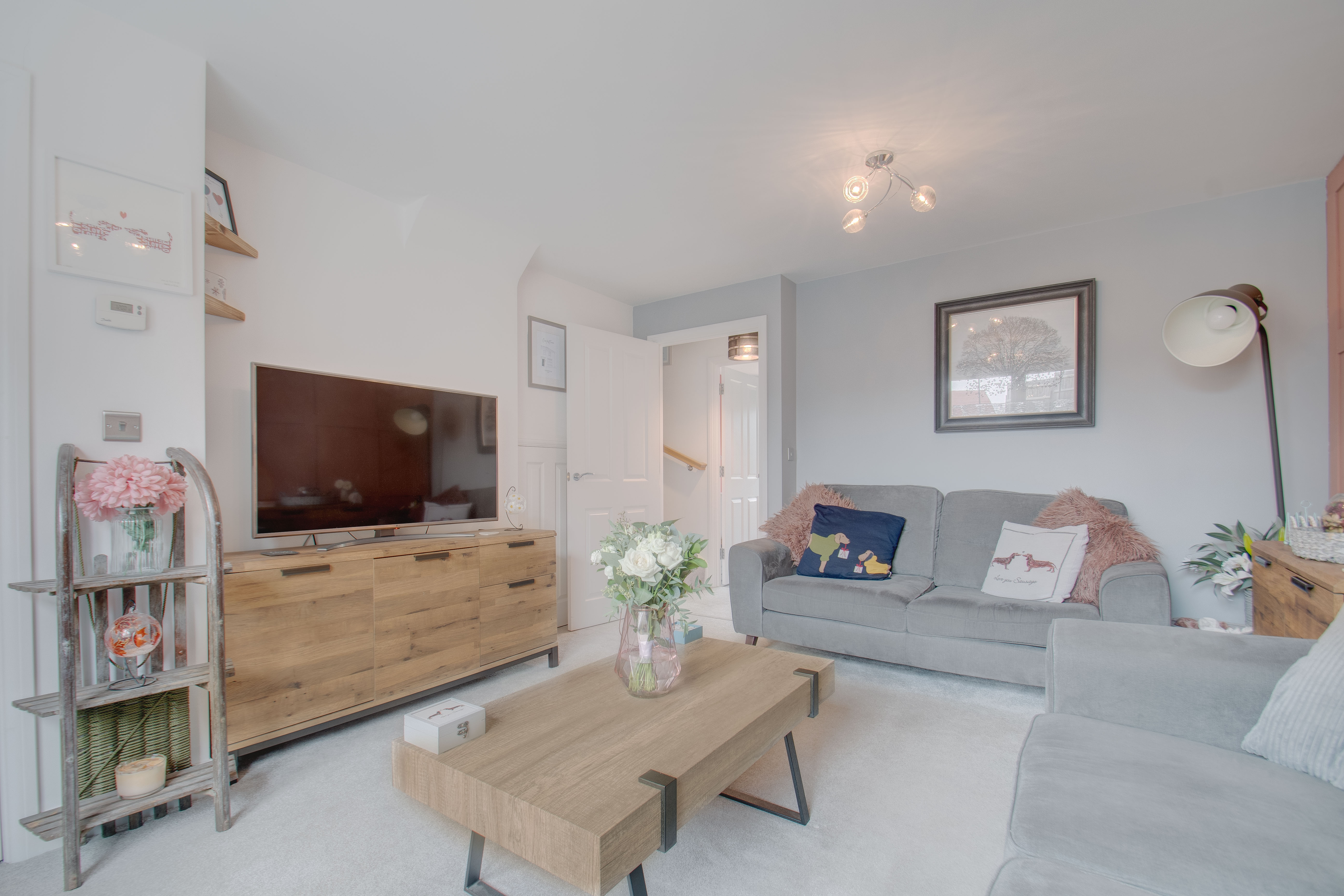 3 bed house for sale in Oakdale Close, Redditch 4