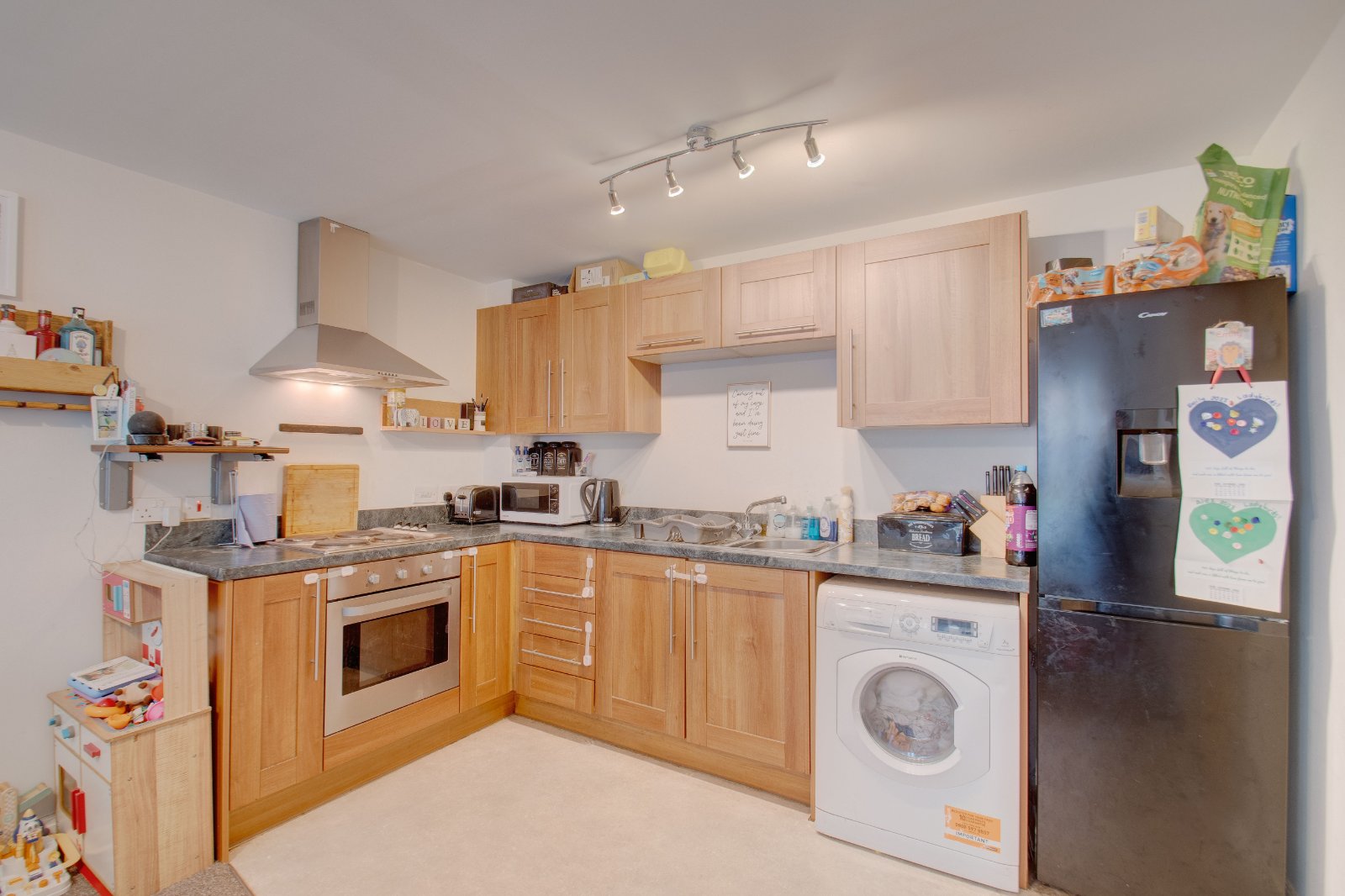 2 bed apartment for sale in Hedgerow Close, Greenlands  - Property Image 2
