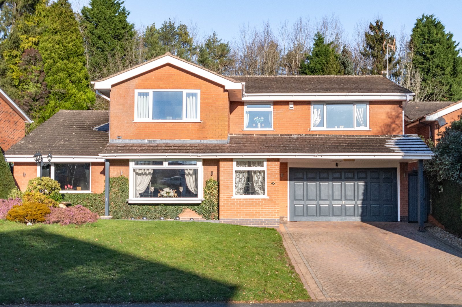 4 bed house for sale in Compton Close, Redditch - Property Image 1