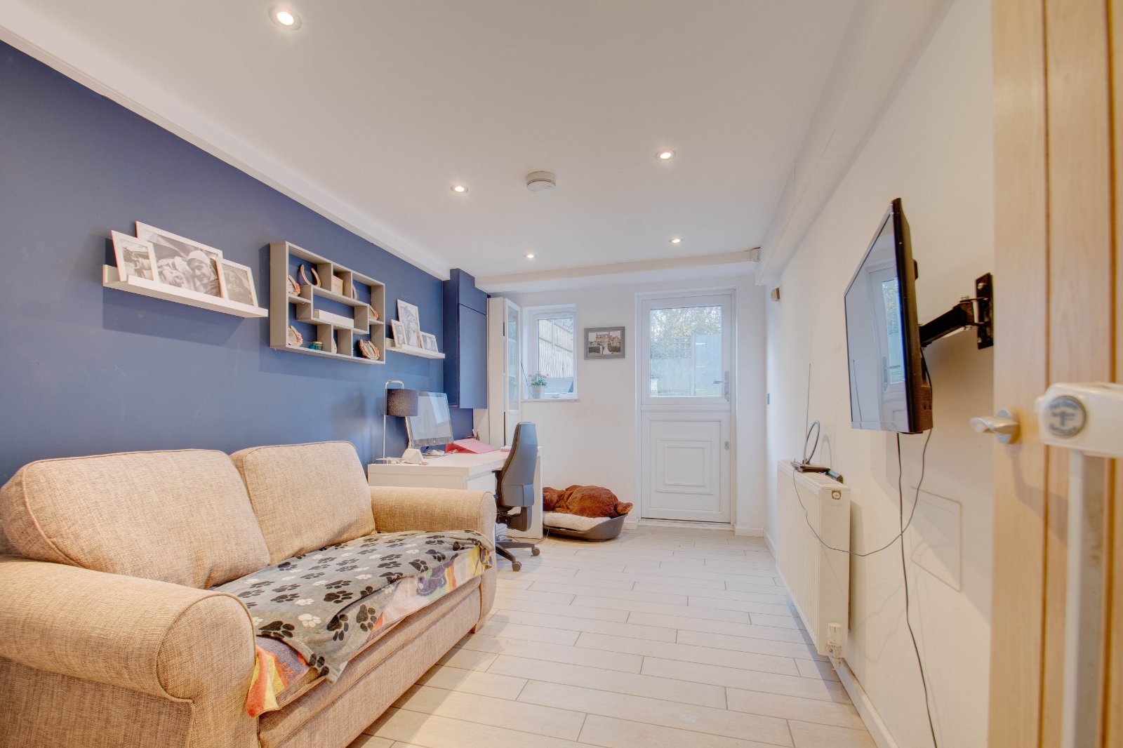 4 bed house for sale in Rockford Close, Oakenshaw South  - Property Image 7