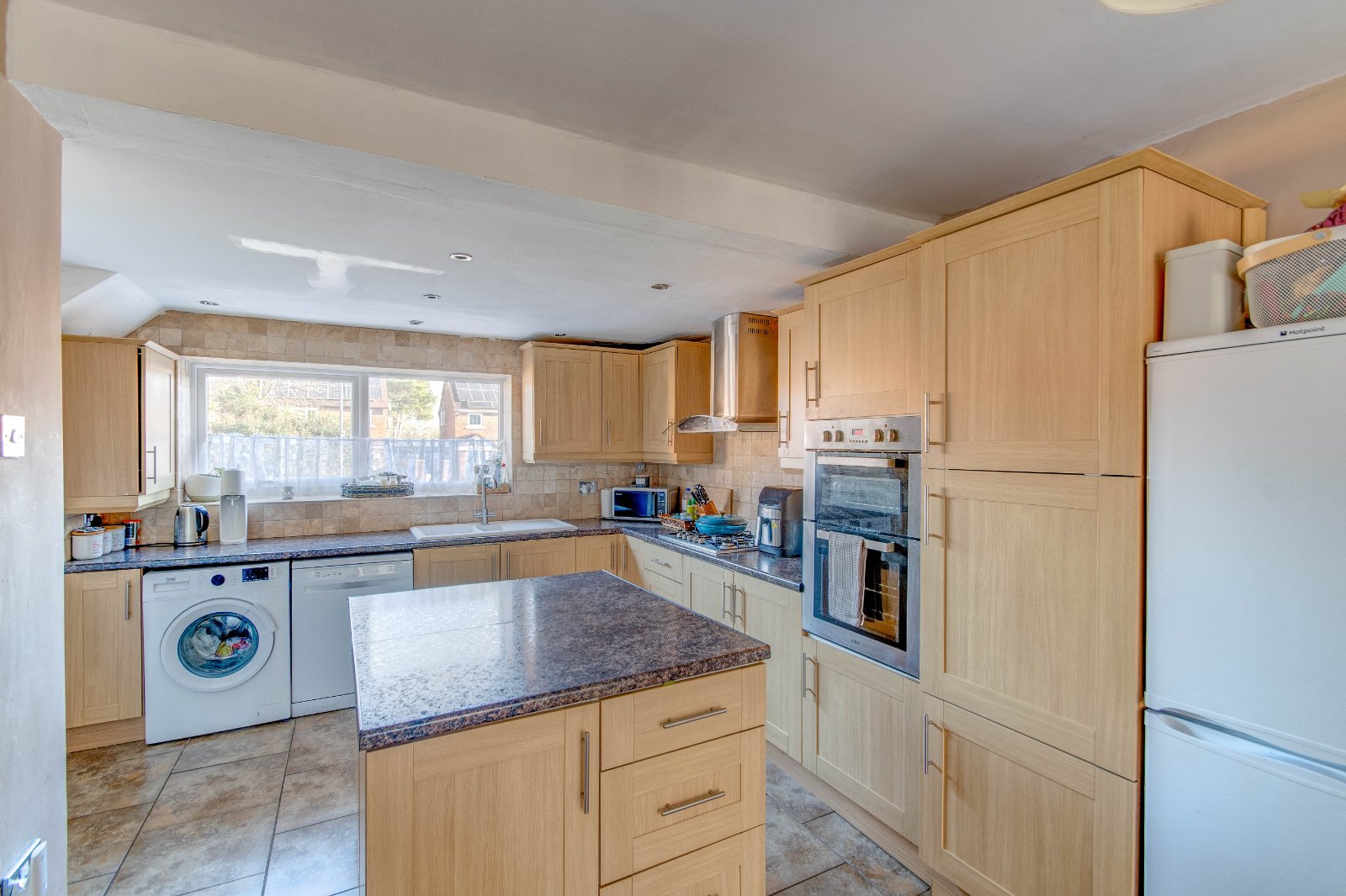 3 bed house for sale in Foxlydiate Crescent, Batchley 3