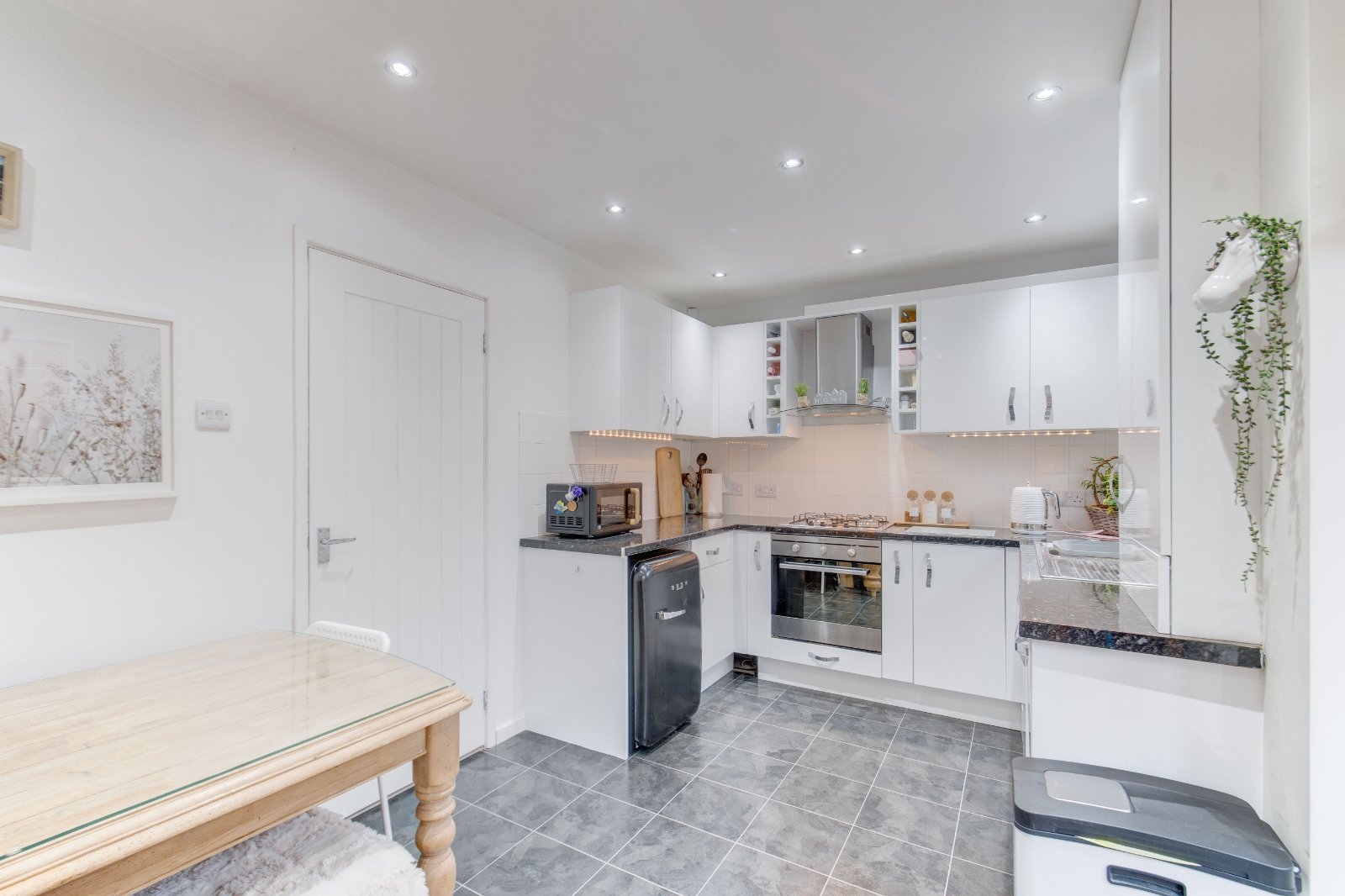 2 bed house for sale in Glebe Road, Alvechurch 2