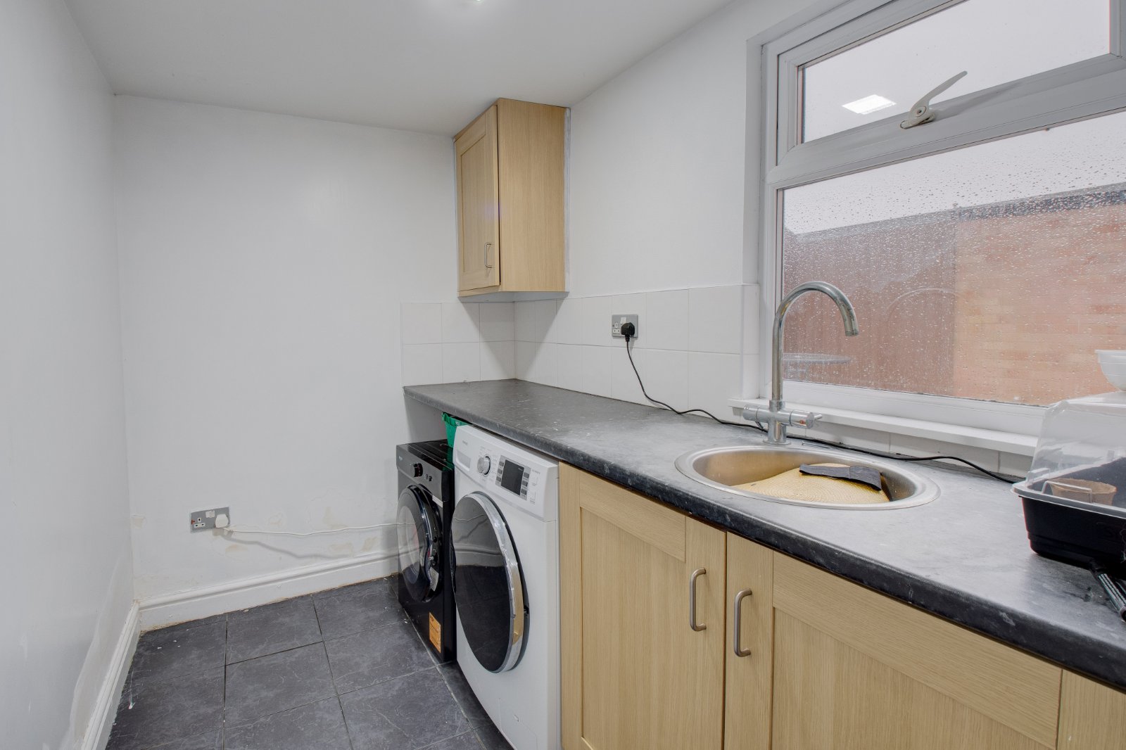 3 bed house for sale in Spenser Walk, Catshill  - Property Image 6