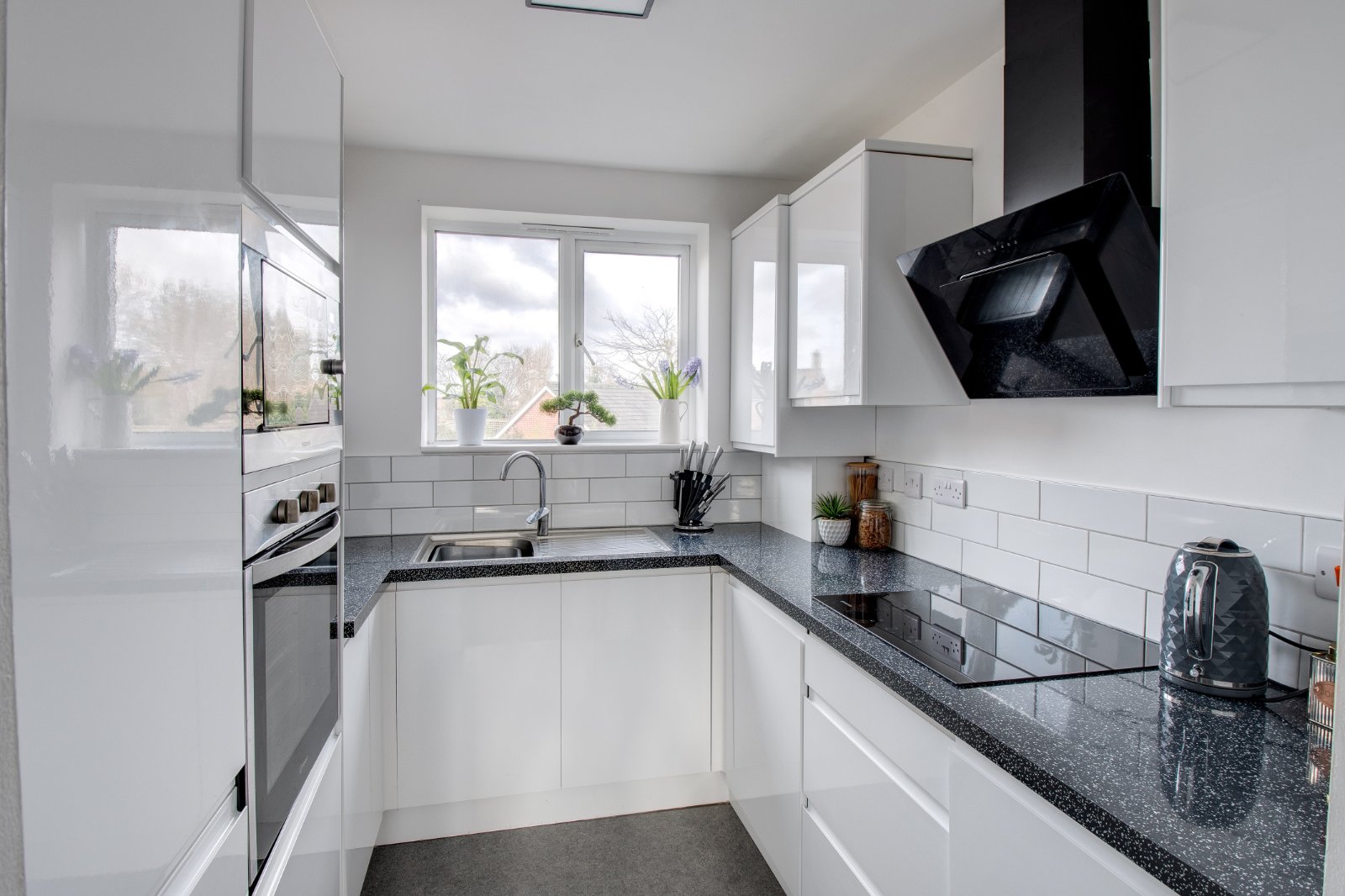 2 bed apartment for sale in Forge Avenue, Bromsgrove 4