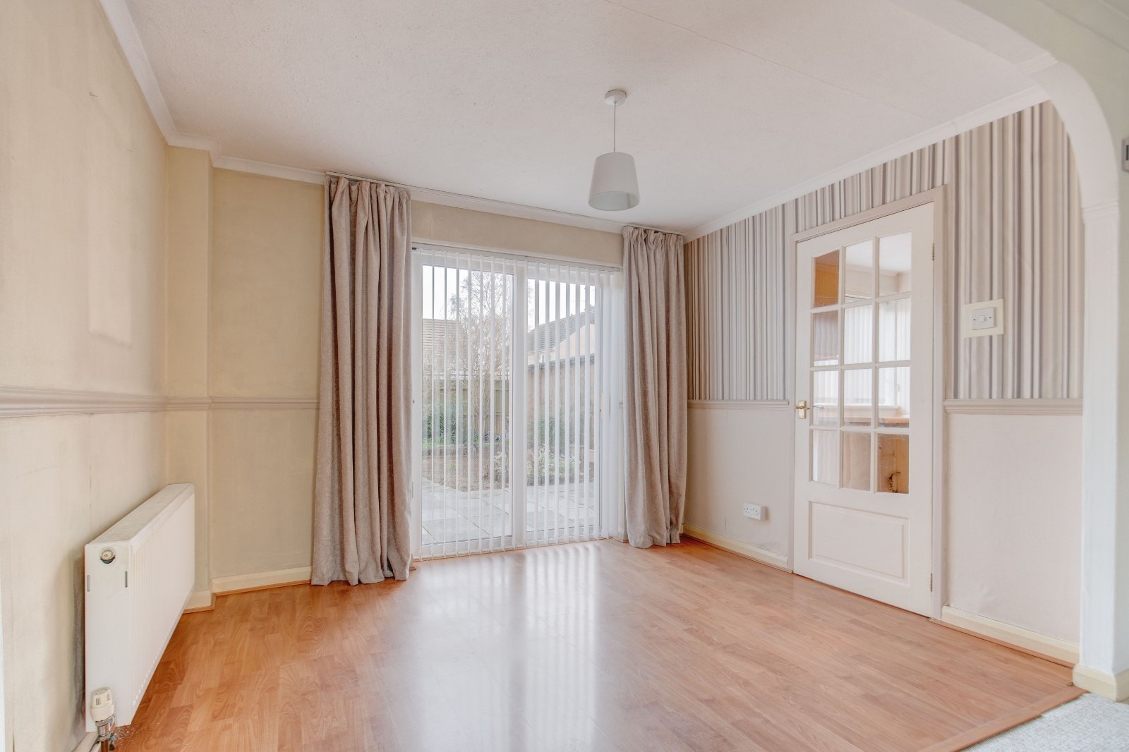3 bed house for sale in Huband Close, Redditch 3