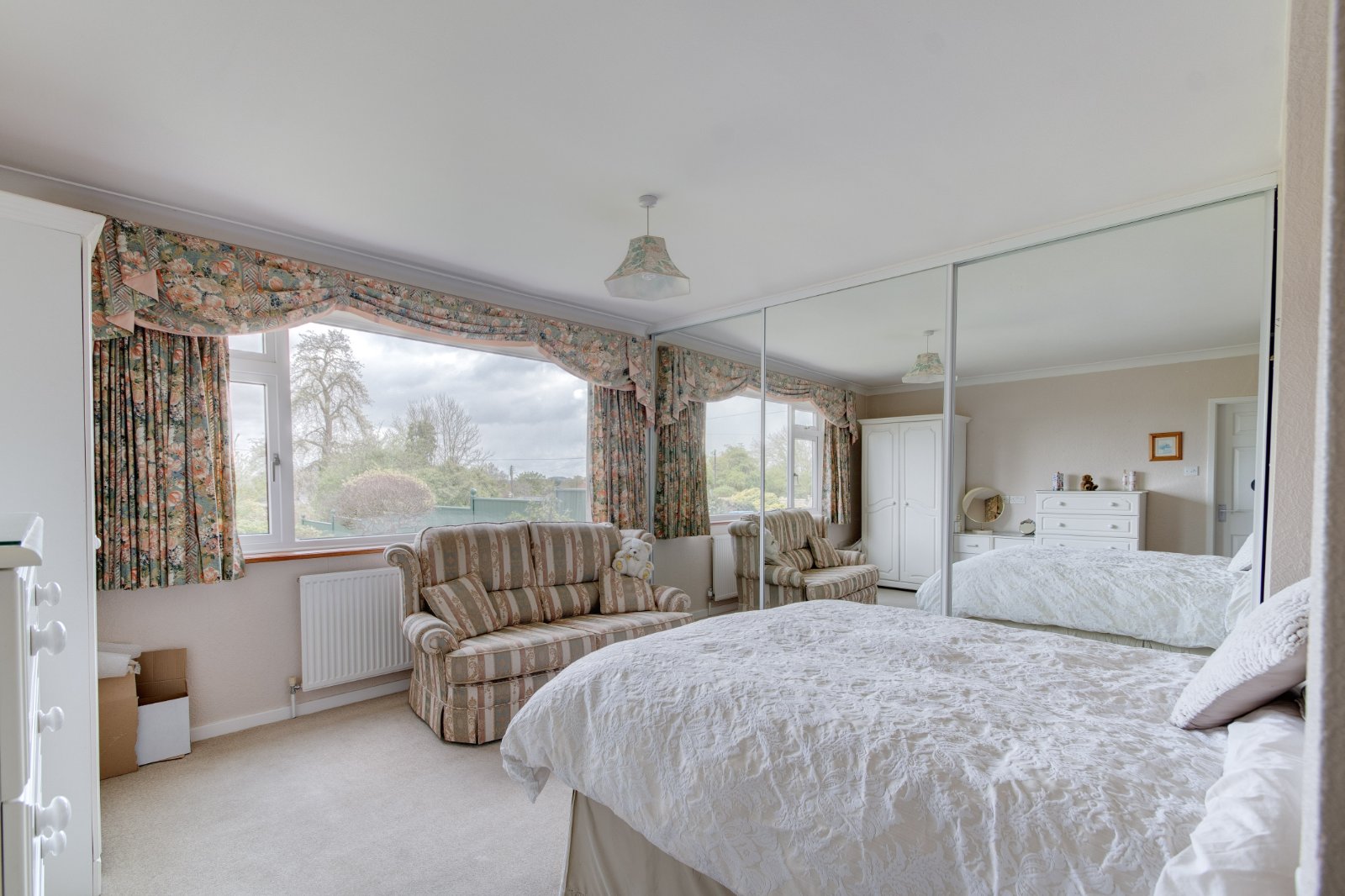2 bed bungalow for sale in Oak Tree Lane, Sambourne 8