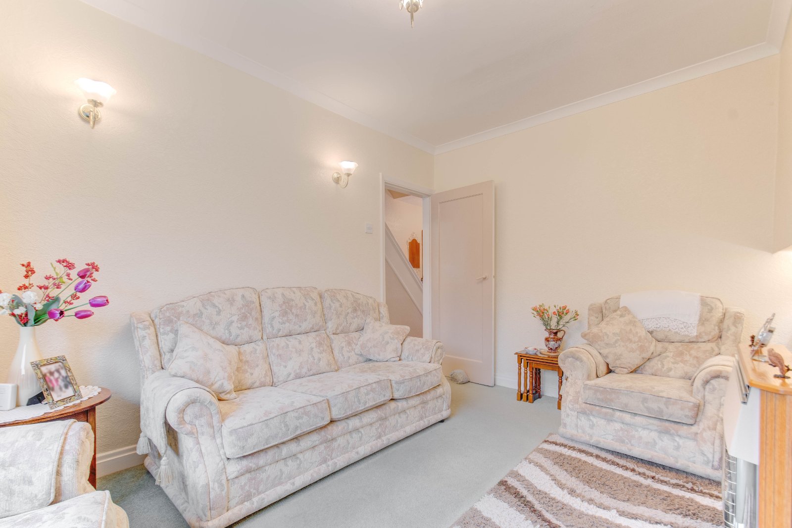 3 bed house for sale in Walkwood Road, Redditch 2
